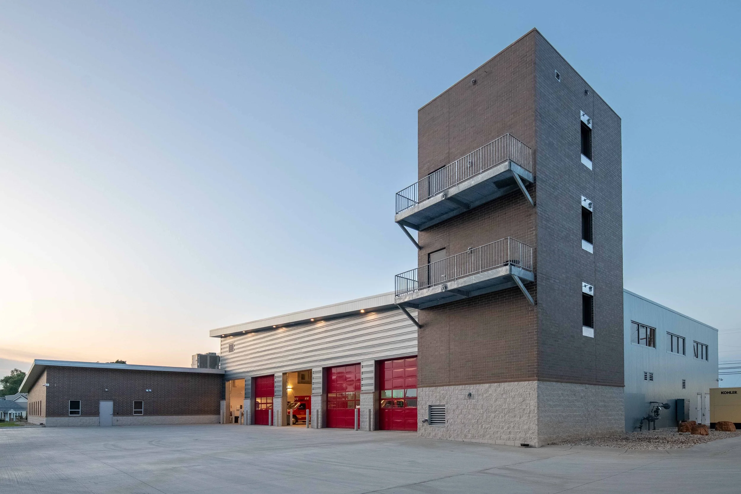 App-Architecture-Modern-Firestation (30).jpg