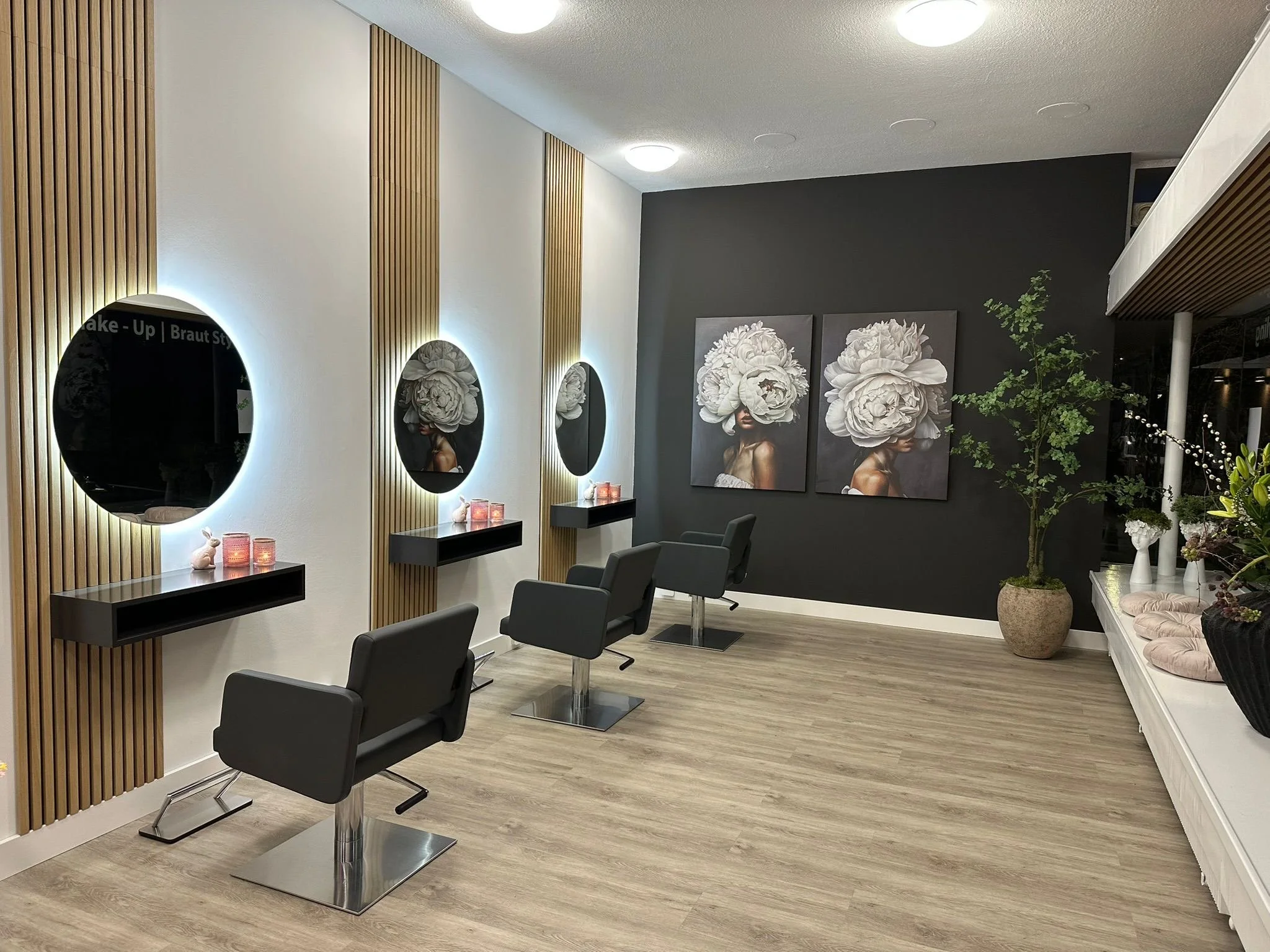 Cut & Glow by Lynn 📍 Spreitenbach