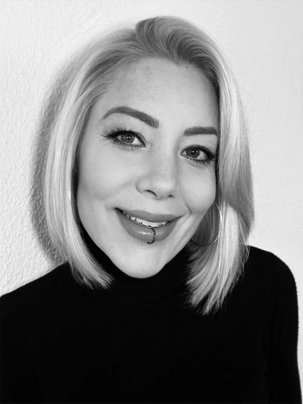 Internationales Stylisten-Team von Ghel Coiffeur Zürich im modernen Salon