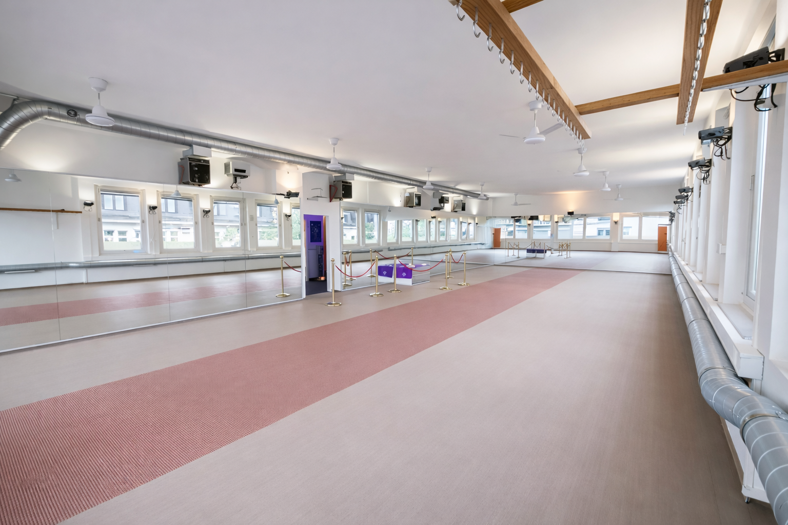 ChatGPT Image 19. Feb. 2026, 16_49_00.png