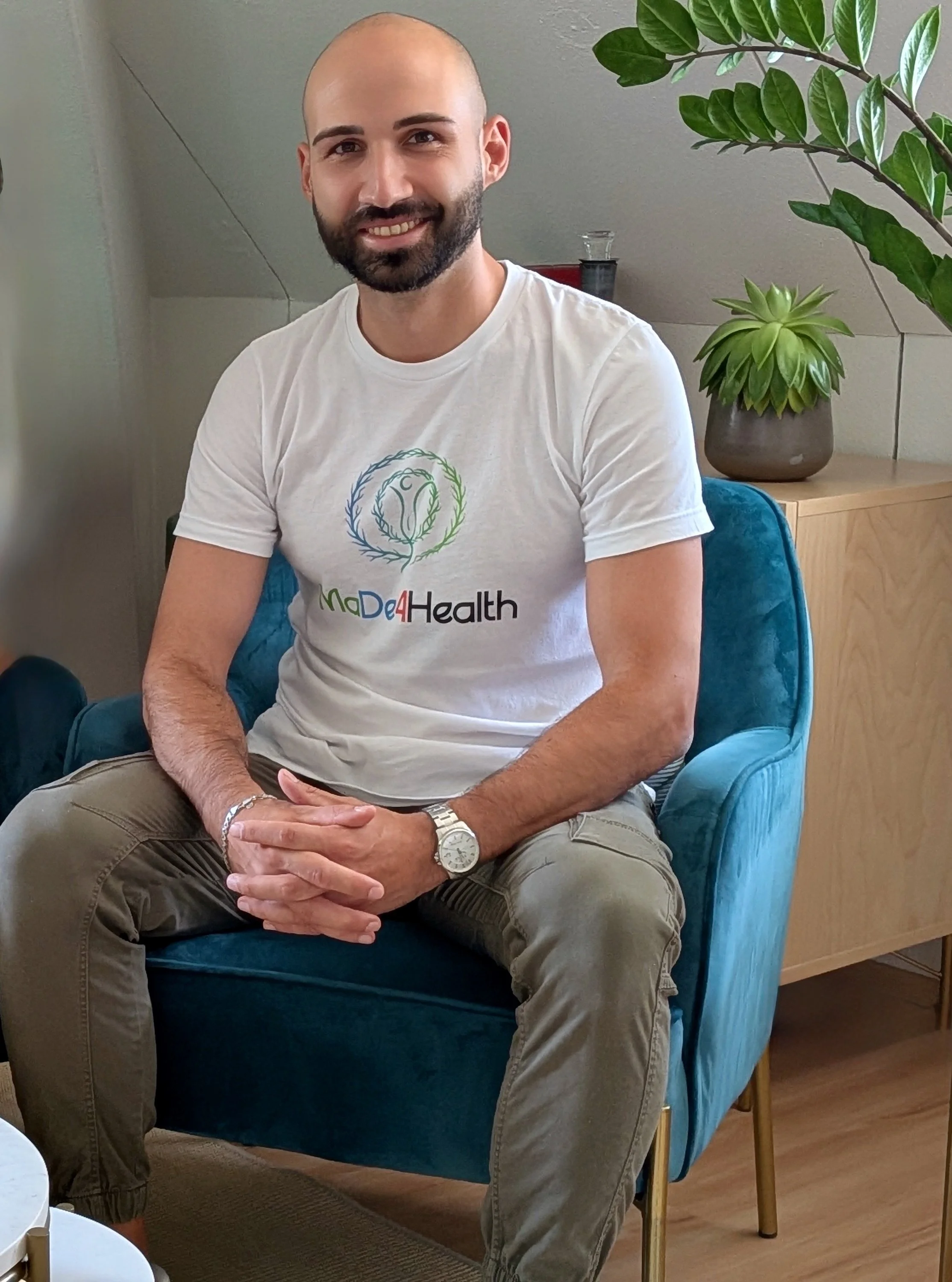 Portrait_Deniz.jpg