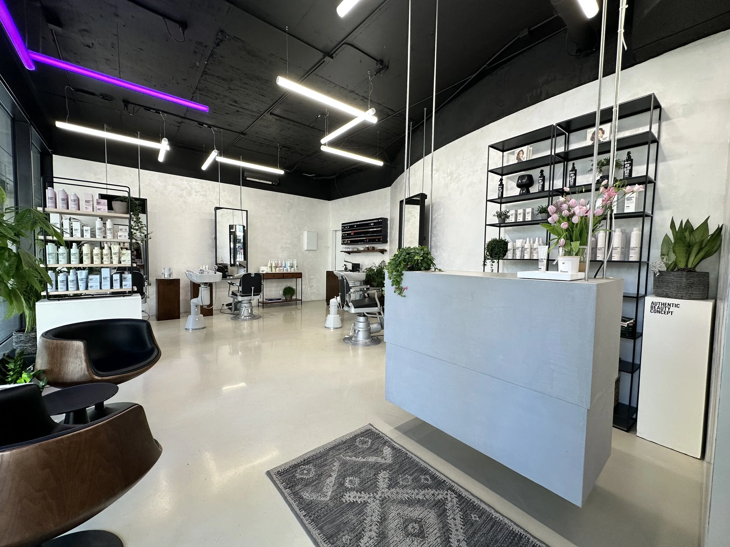 TYRA THE HAIR STUDIO 📍 Winterthur