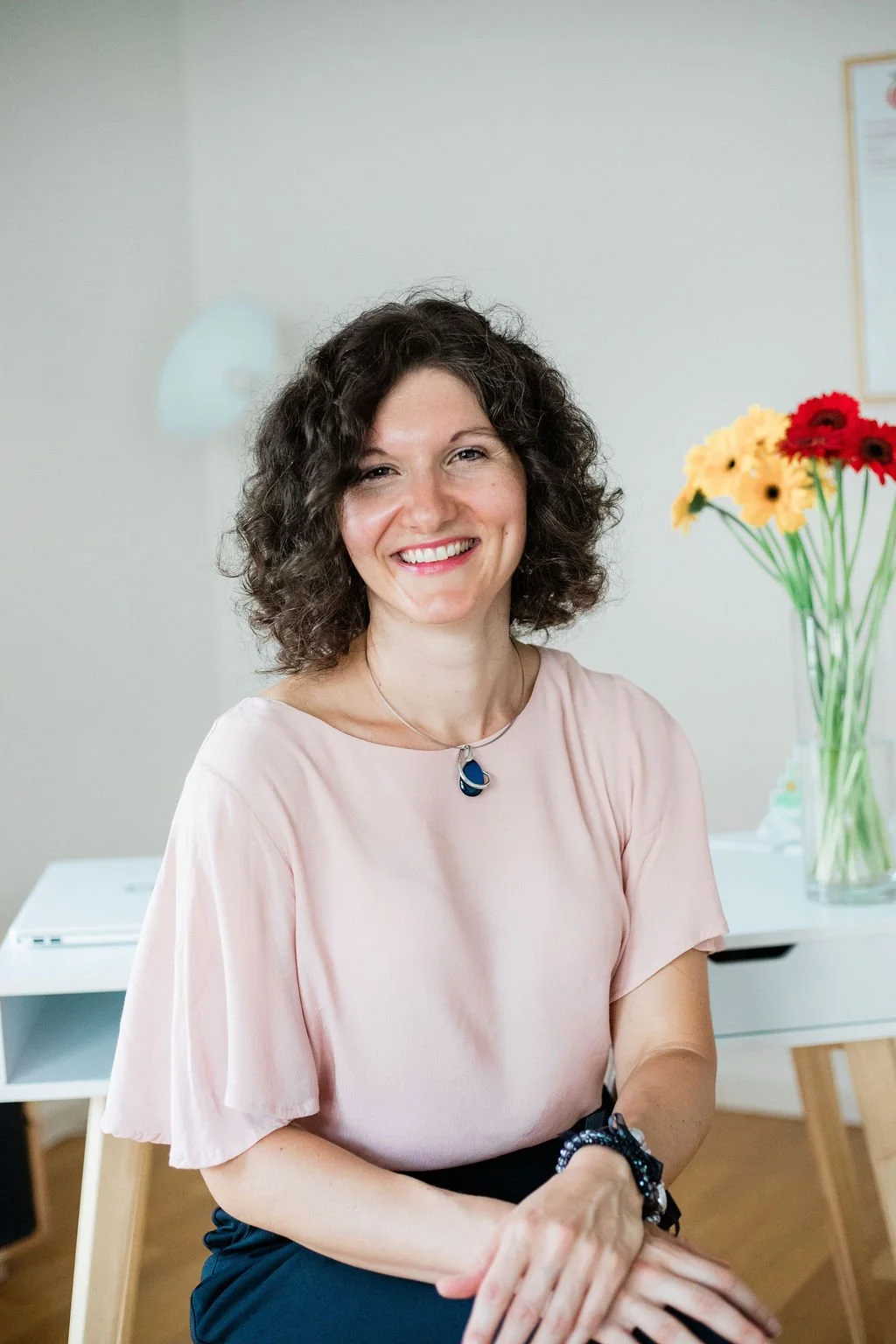 Branding_NicoleLangenegge_NilaErnährungsberatung-0223.jpg