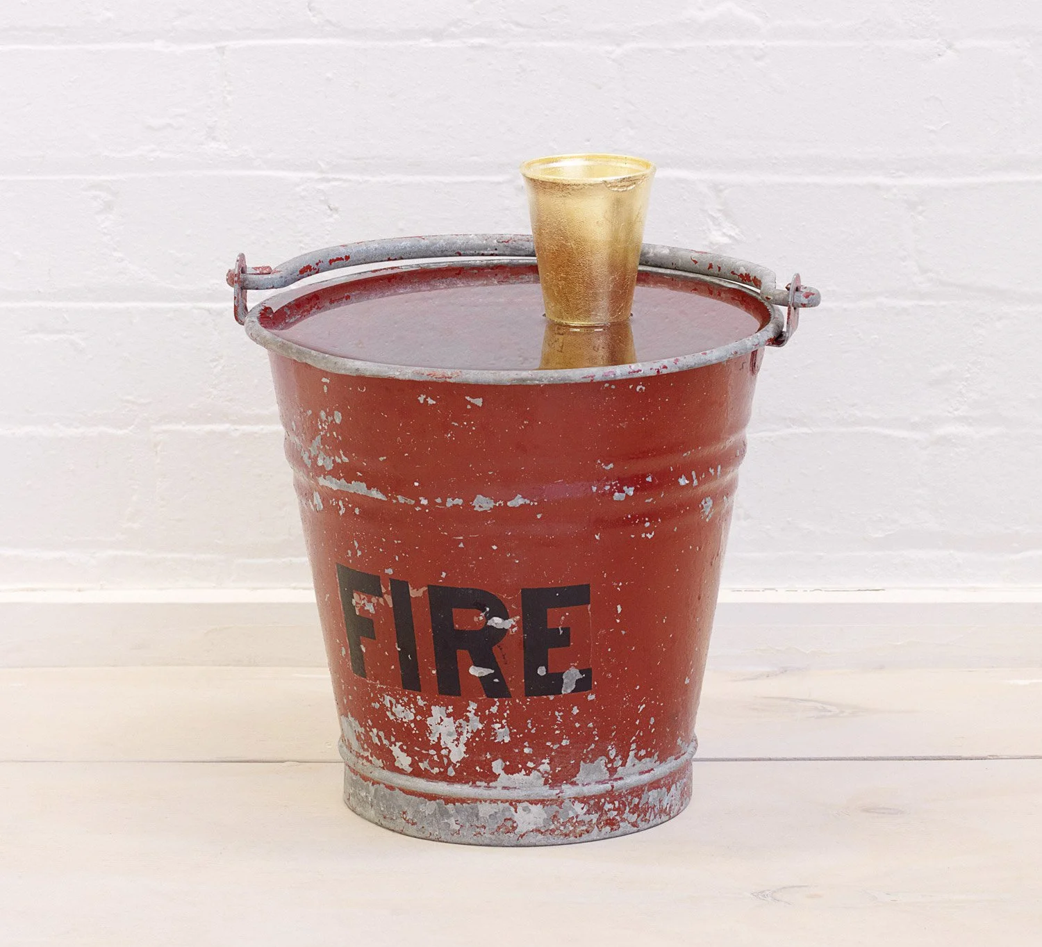 04lovebucket1.jpg