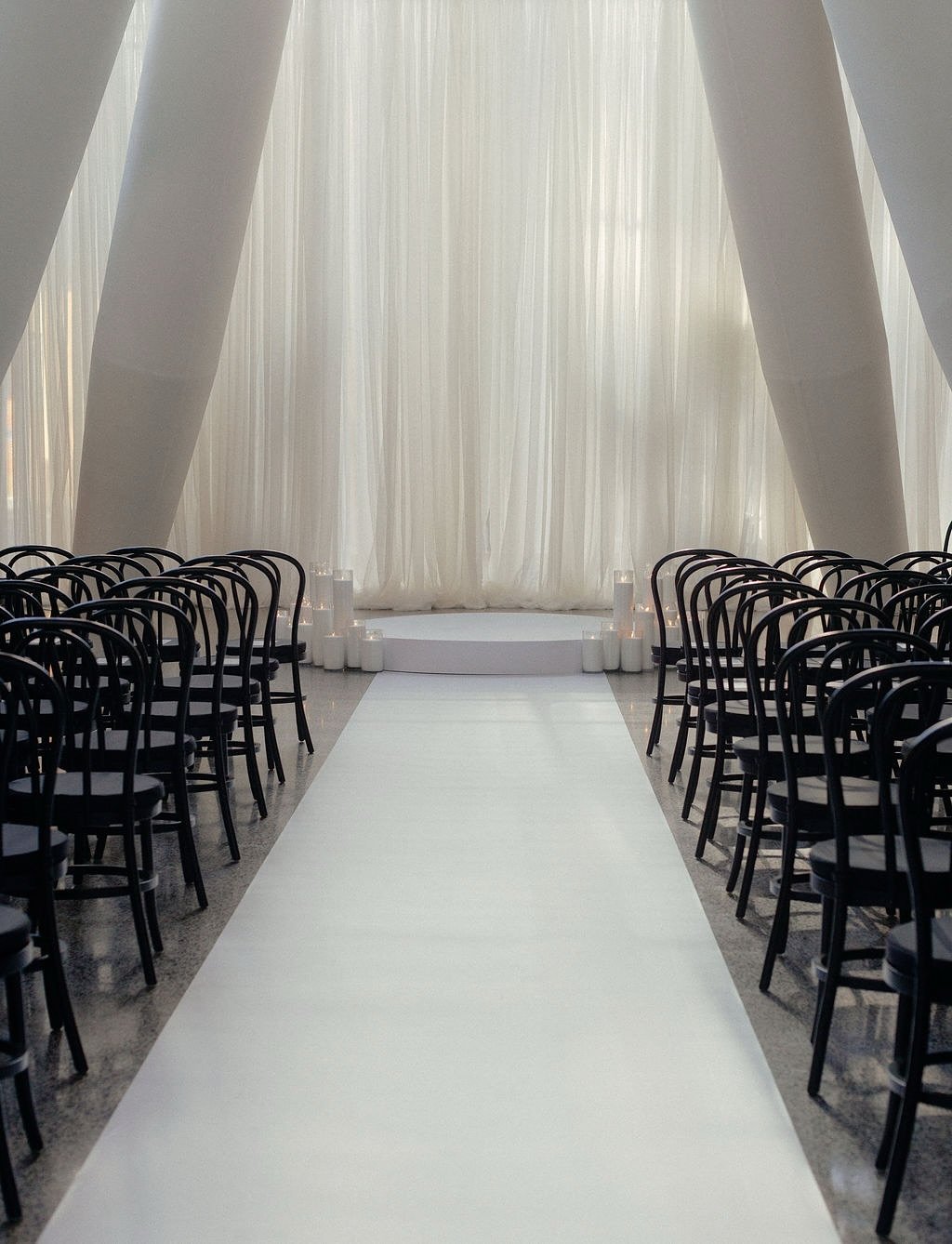 Black and white all candle kinda vibe 🖤 🤍 🖤

Photos @innayas 
Candles @bareandcobytee 
Draping @eventuredesign 
Venue @ricardas.to 
Rentals @element_event_solutions @divinefurniturerental 

#antibride #stylishwedding&nbsp;#wedding&nbsp;#weddingday