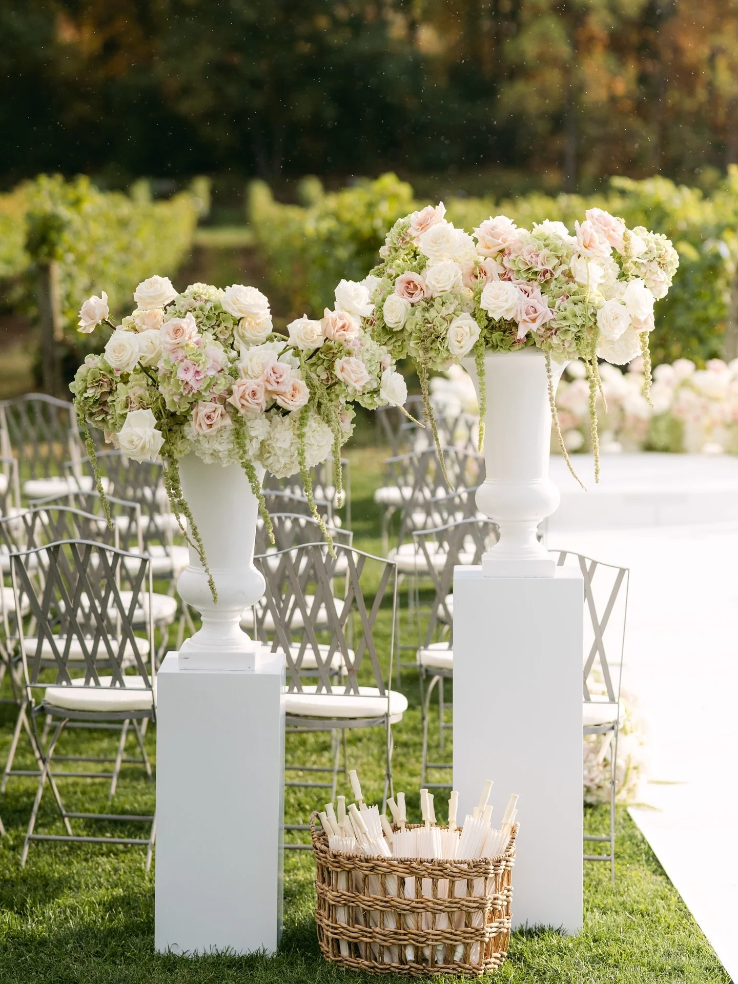 The sun was shining on this beautiful day for for N &amp; K 

Planning and design @clementandcoevents 
Photos @515photoco 
Florist @simplyelegantbyemma 
Decor @simplybeautifuldecor 
Stationery @royalstationerydesign 
Desserts @sweet_celebrations_ 
Ve