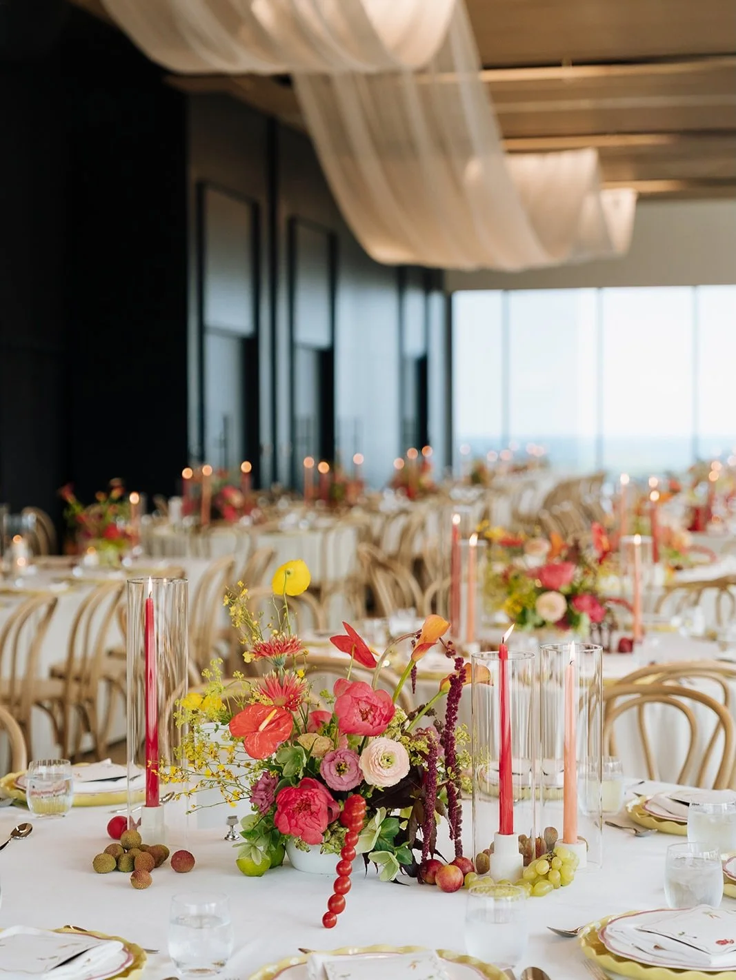 When the decor vibe is a touch spicy 🌶️🌶️🌶️

Planning and design @clementandcoevents
Photos @bsimkova 
Florist @huntandgatherfloral 
Venue @globeandmailcentre 
Rentals @element_event_solutions @detailzfurniturerentals @simplybeautifuldecor 
Statio