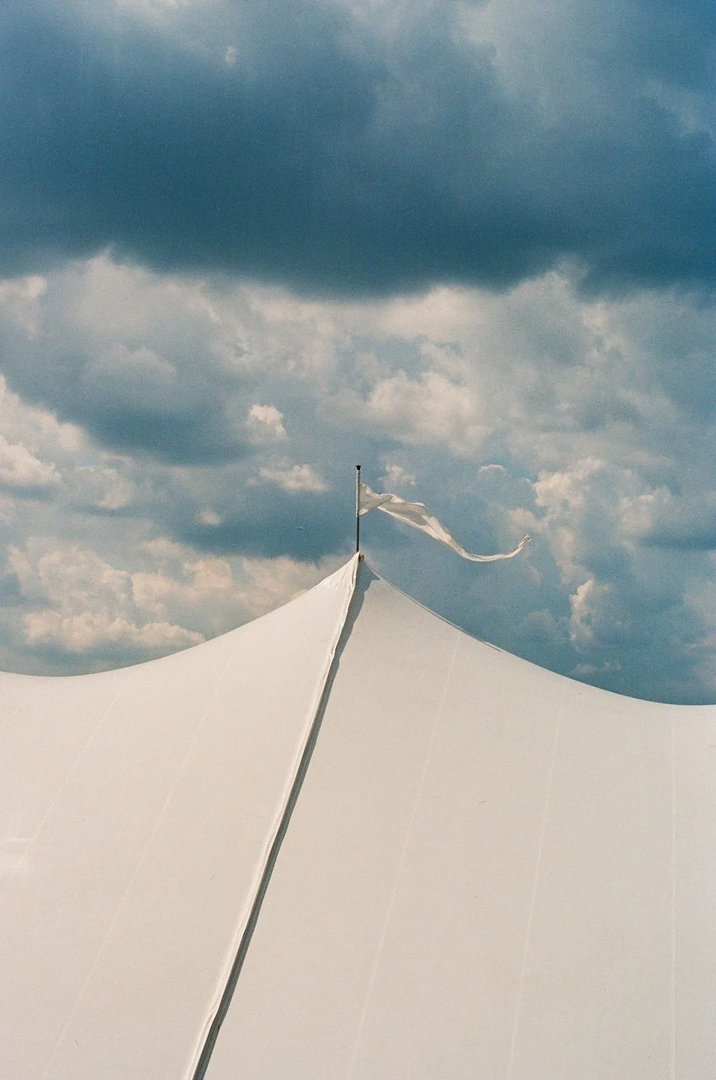 clement-and-co-events-emily-alex-tented-private-estate-2.jpg