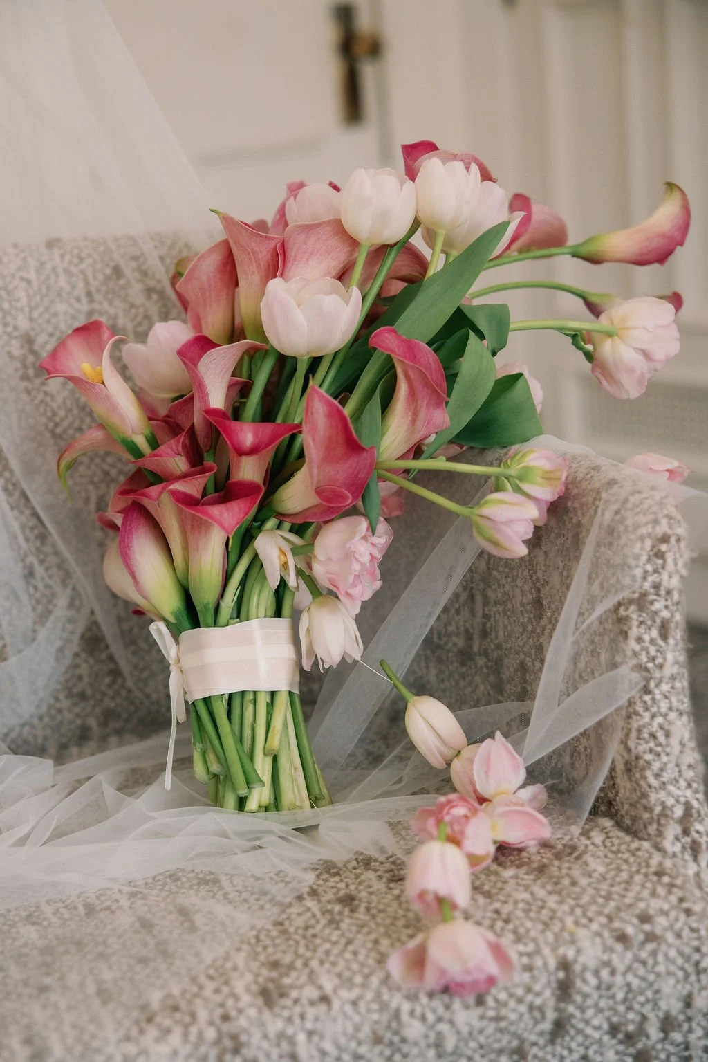 pink bridal bouquet