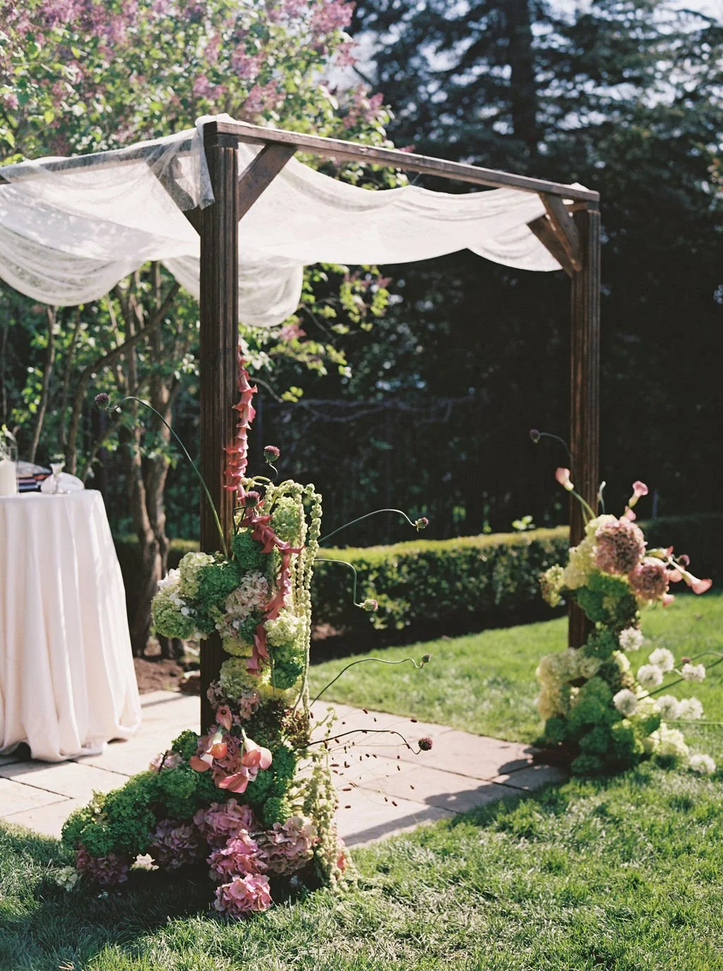 wooden chuppah