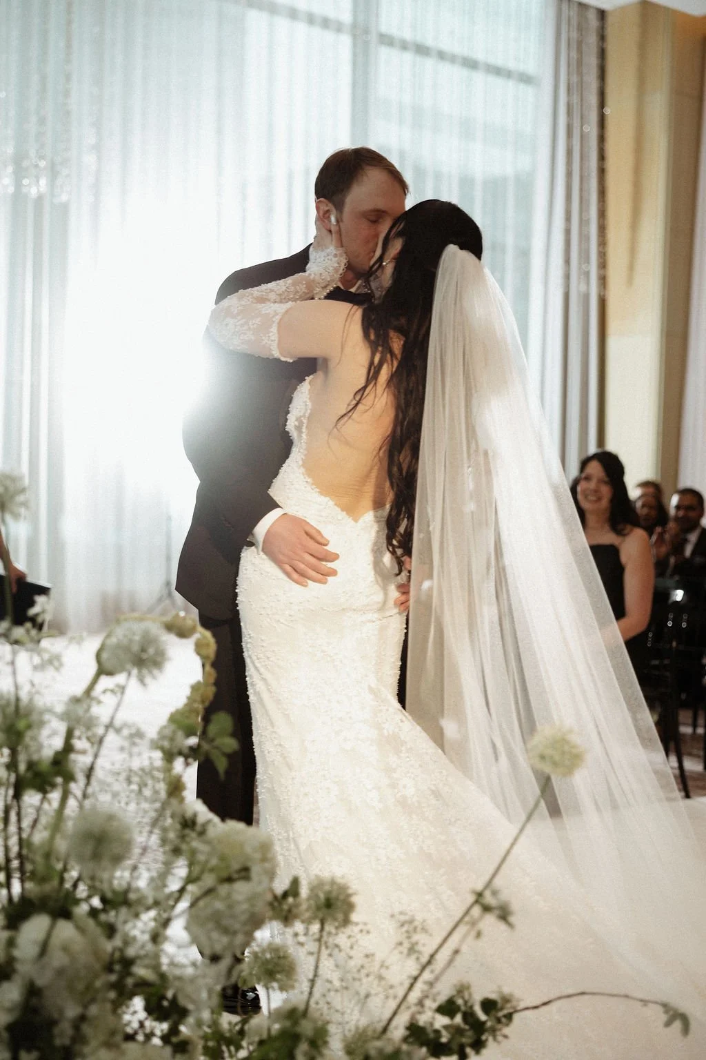 wedding kiss photo