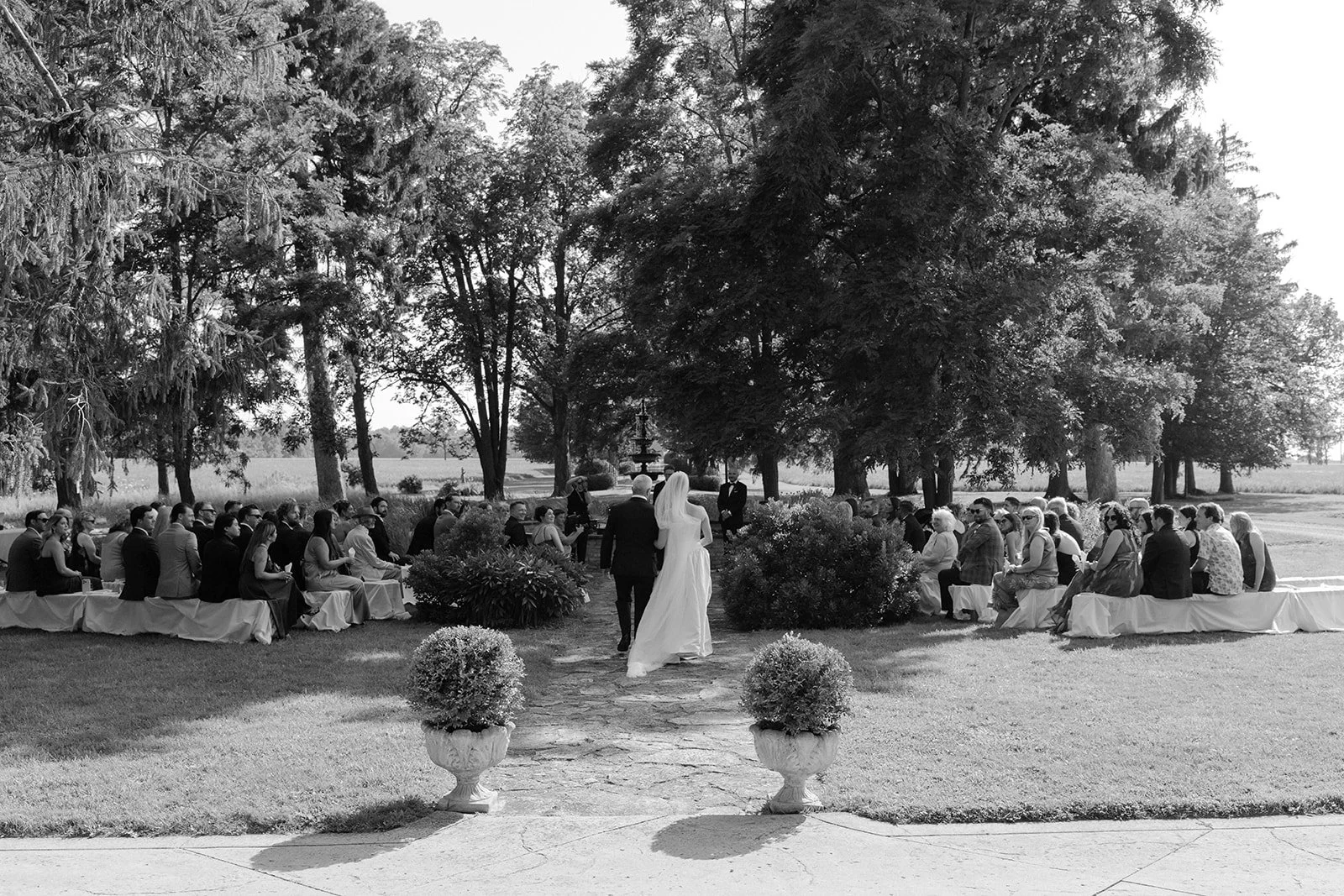 lune 1860 wedding ceremony fountain