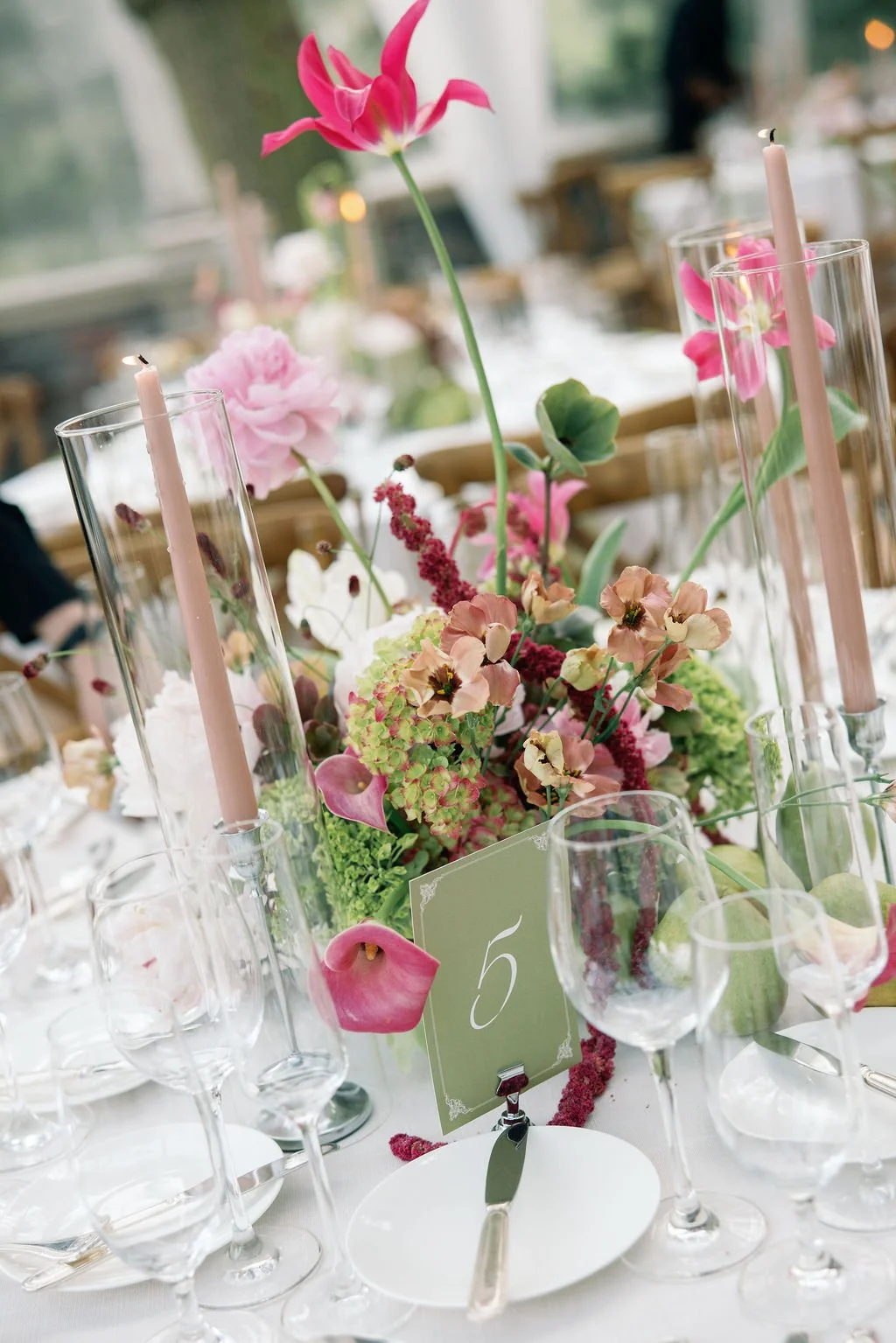 pink and green wedding flowers