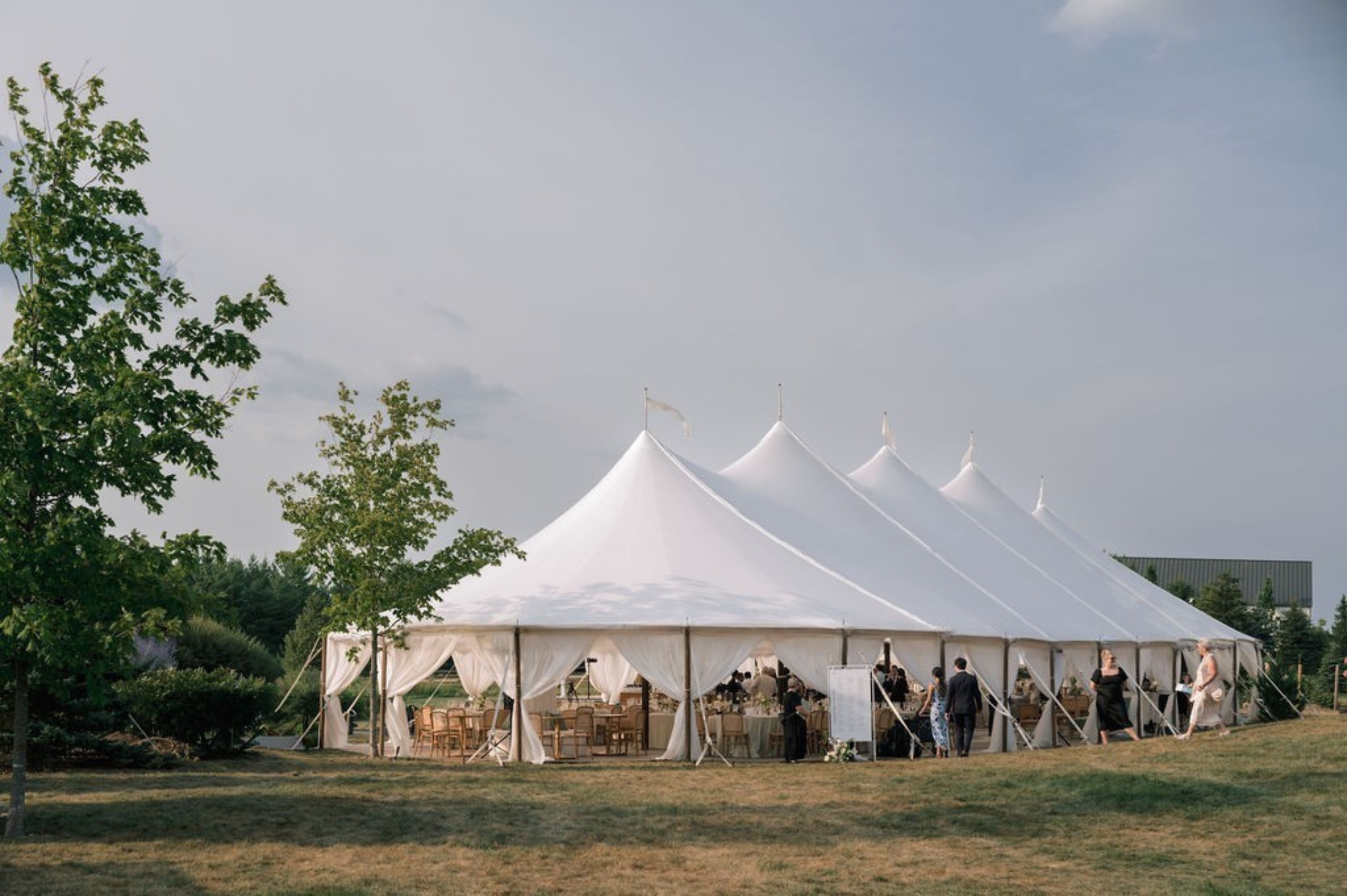 clement-and-co-events-emily-alex-tented-private-estate-32.png