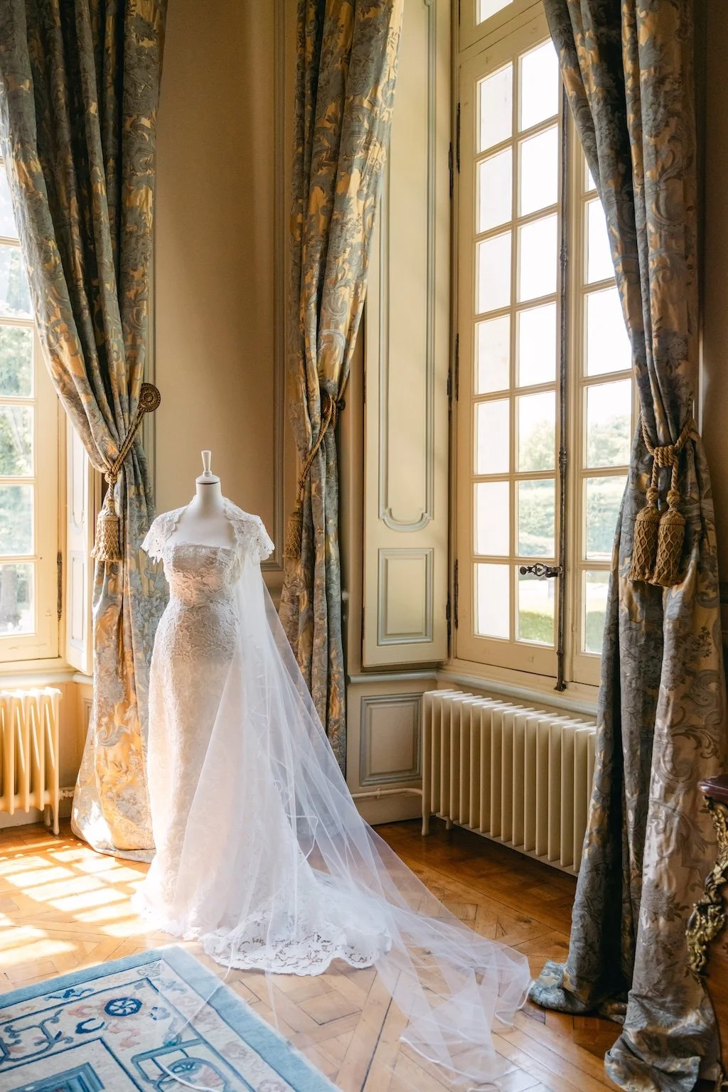 wedding dress photo