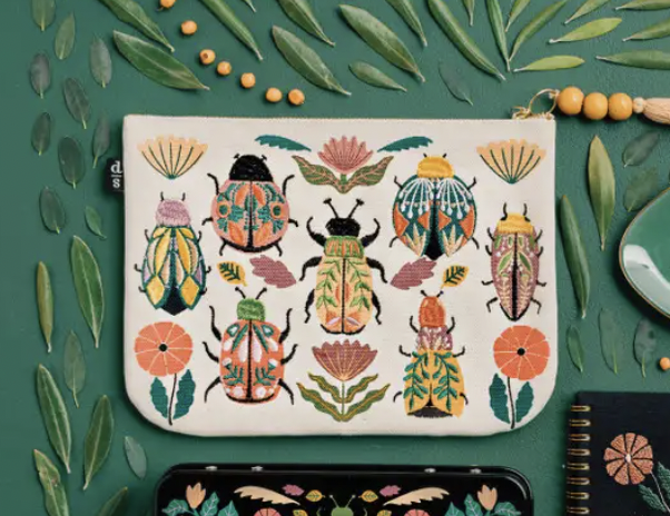 INSECT POUCH