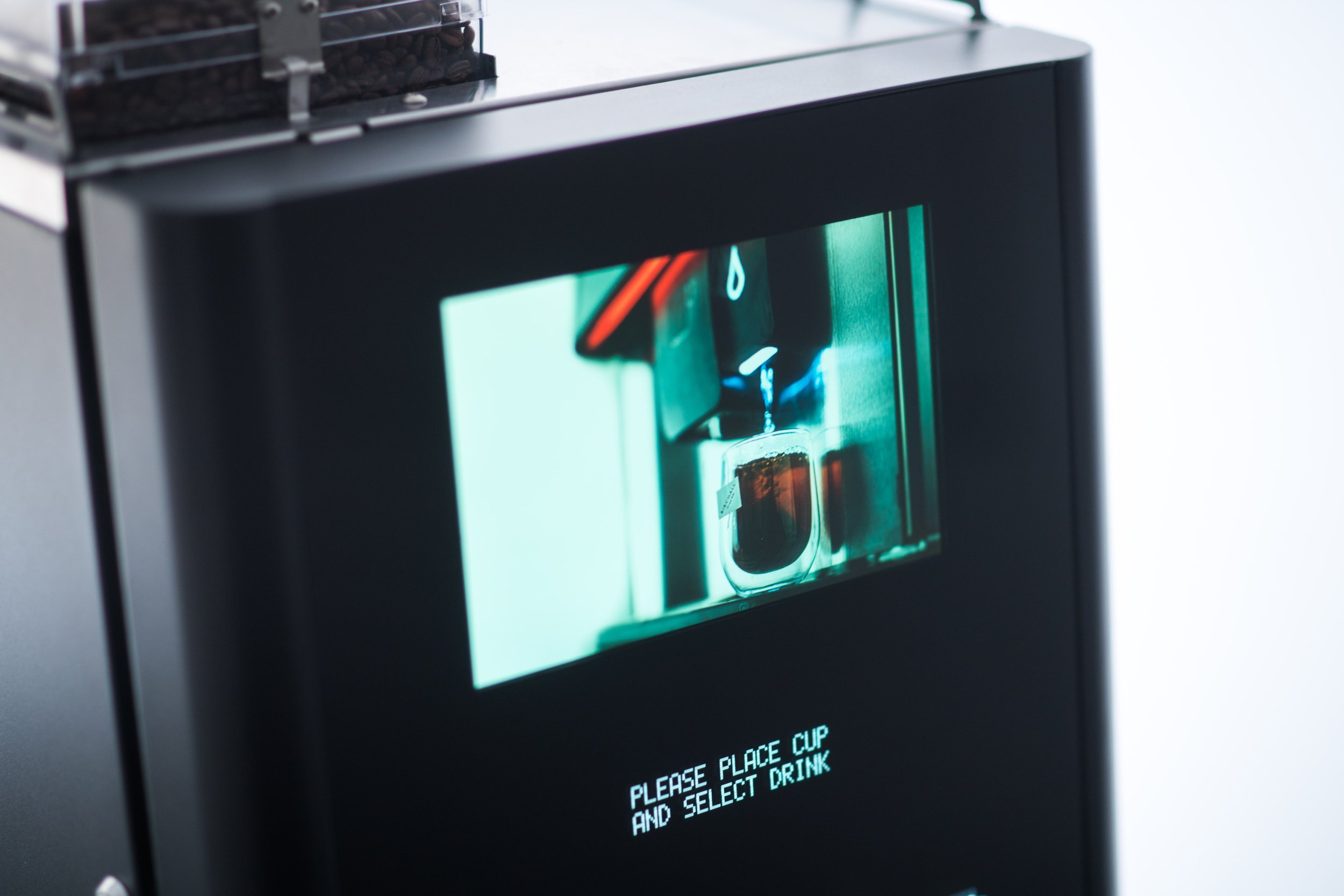 Azkoyen-Coffetek Vitro X4 ESP-Screen.jpg
