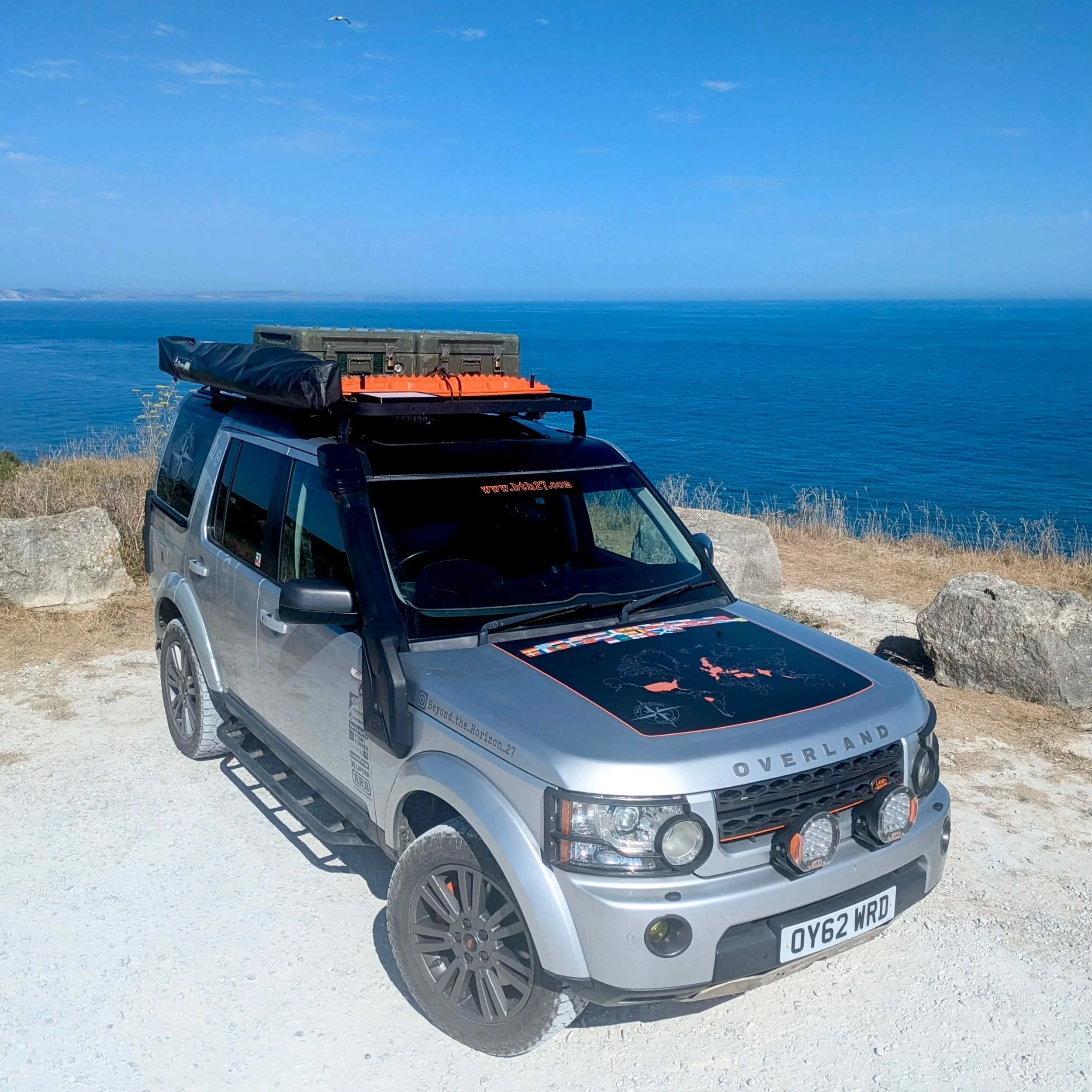 Parked with the best view in the world. 🌊🏕️

#bth27 #Overland #selfbuilt #onthecliffs