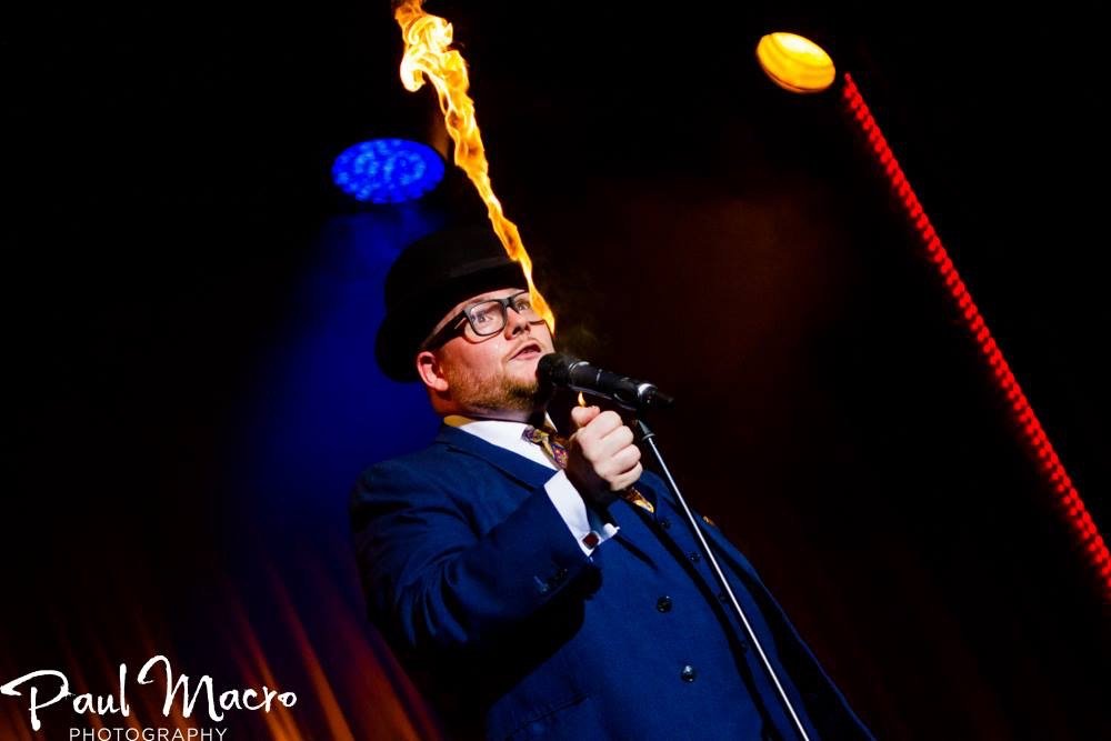 Mark James Cromer Pier Christmas Show Xmas