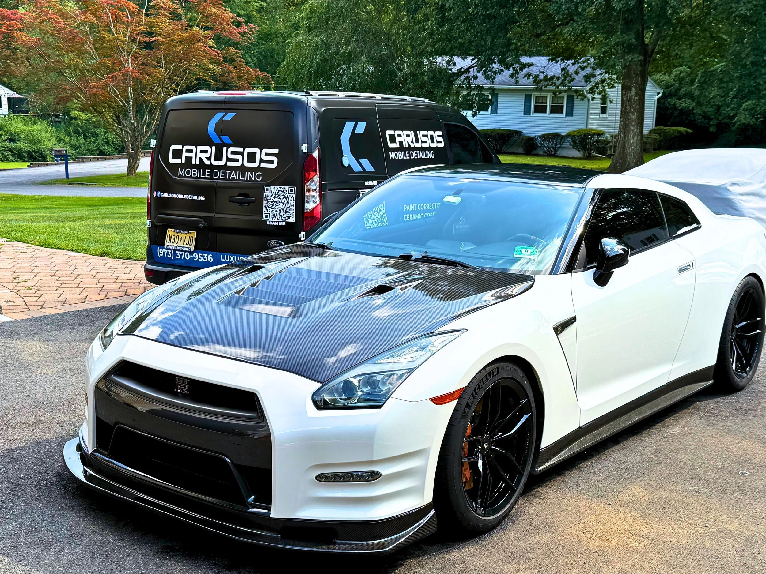 caruso's mobile detailing GTR.jpg