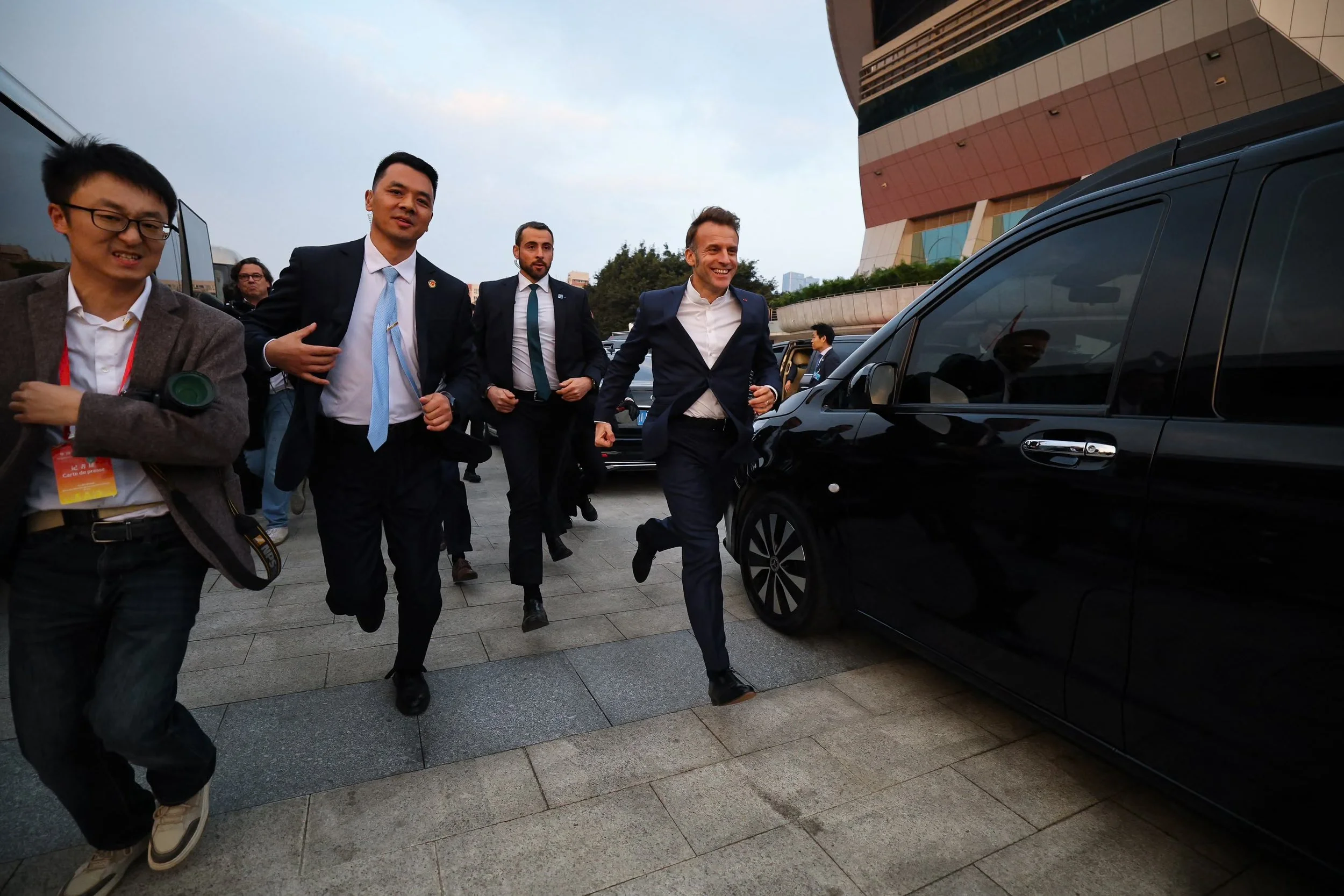 The World This Week In Ten Pictures: November 30-December 7 2025 