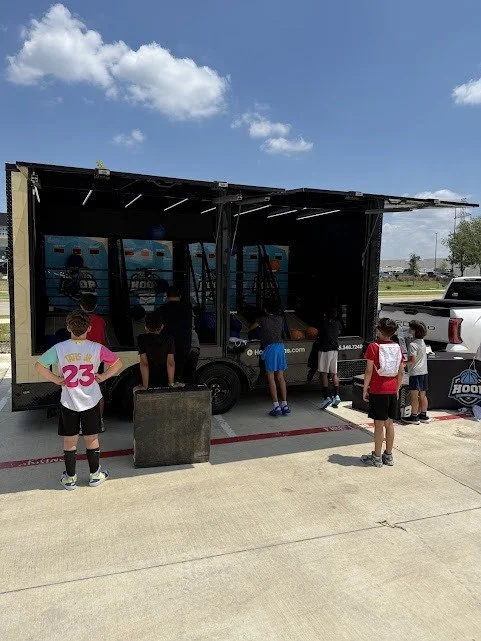 Last-Minute Holiday Party Magic: Why Hoop Dallas Is the Secret Ingredient for December 22nd Celebrations