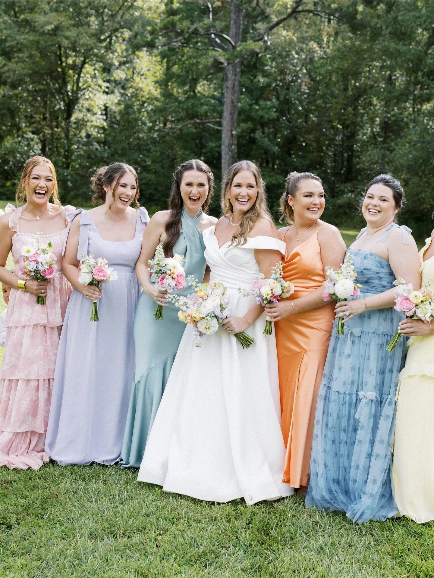 Bright, fun and joyful florals for MK and her girls 🤍

We had so much fun flowering this day. 

#emmamartinevents