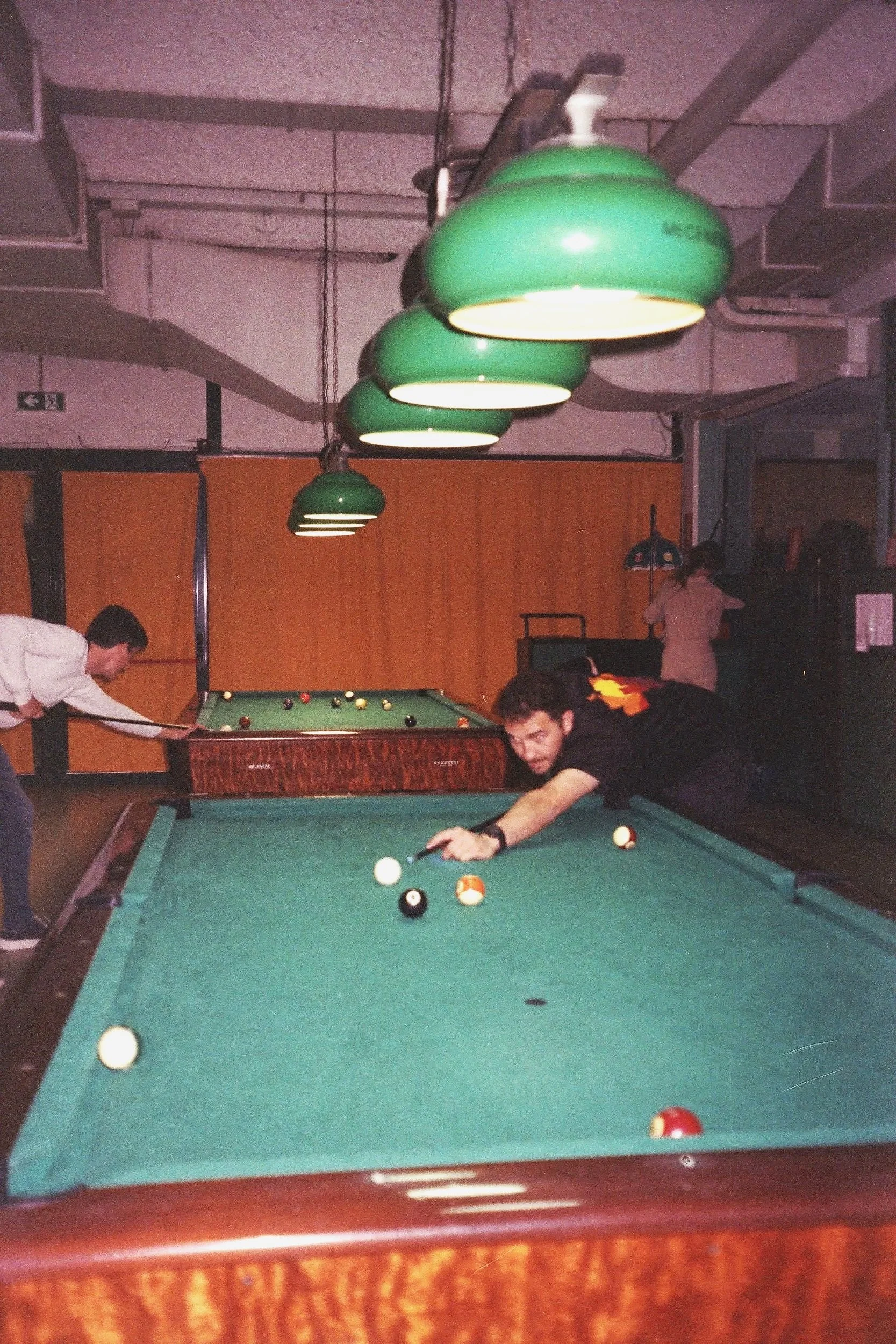 r001-003.jpg