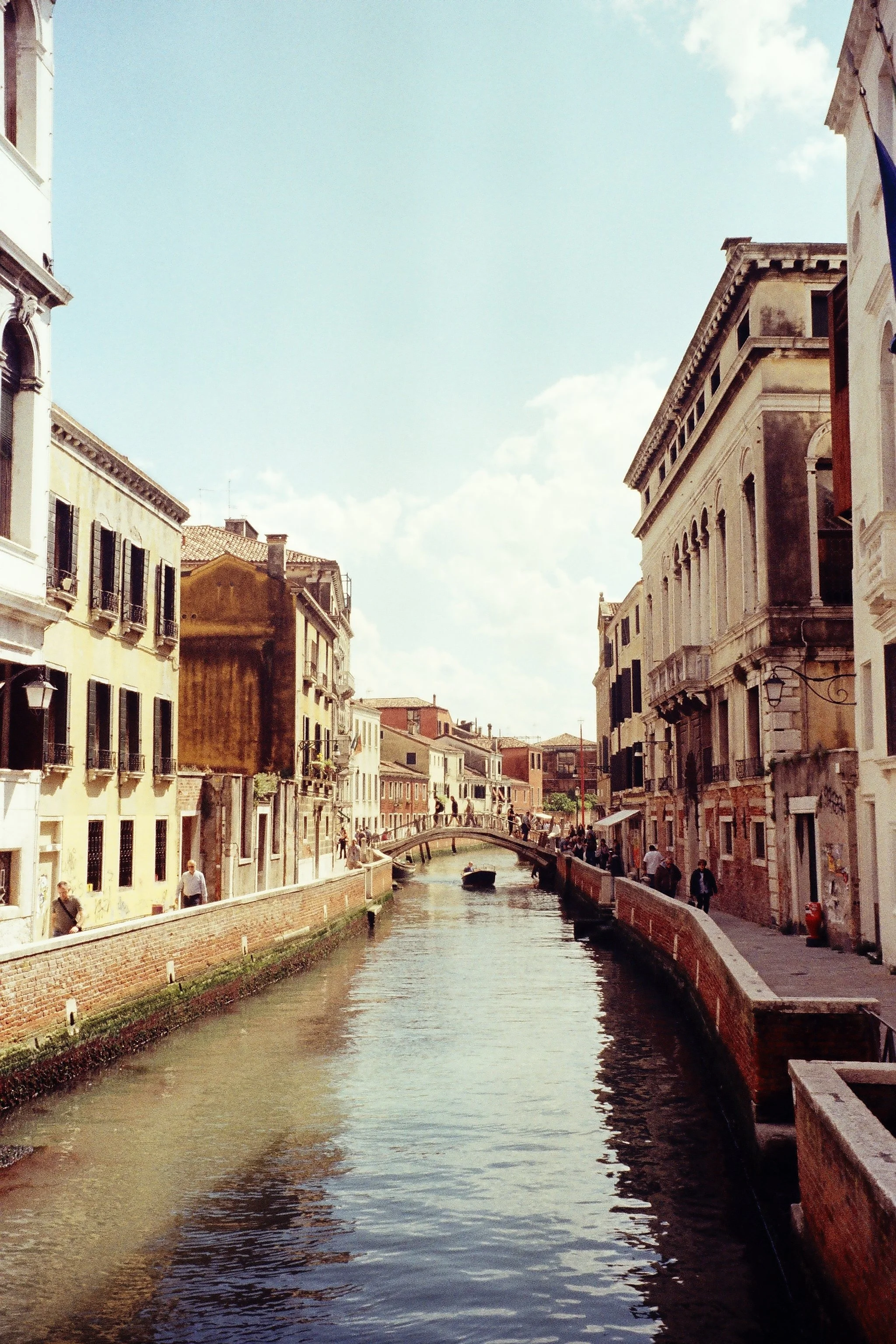 r001-002.jpg