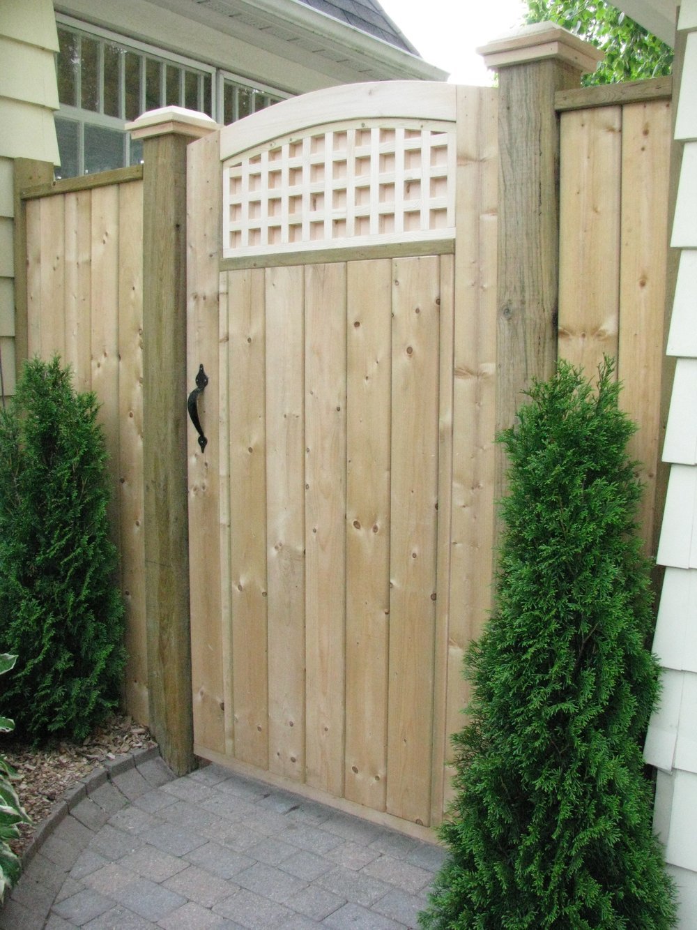 COASTAL+CENTURY+HOME+CUSTOM+GATE.jpg