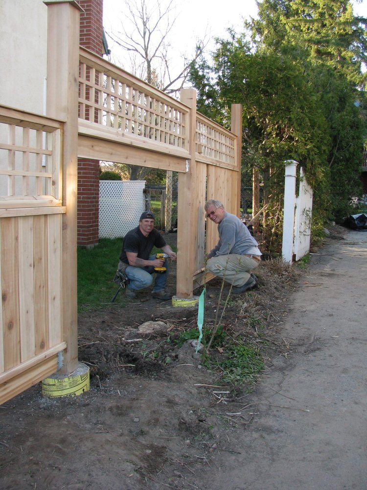 MOUNT+ALBERT+HISTORICAL+HOME+CUSTOM+CEDAR+FENCE+(3).jpg