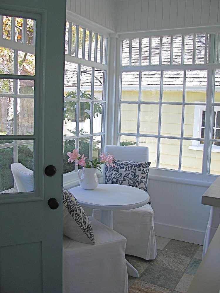 COASTAL+CENTURY+HOME+MUDROOM+PORCH+(4).jpg