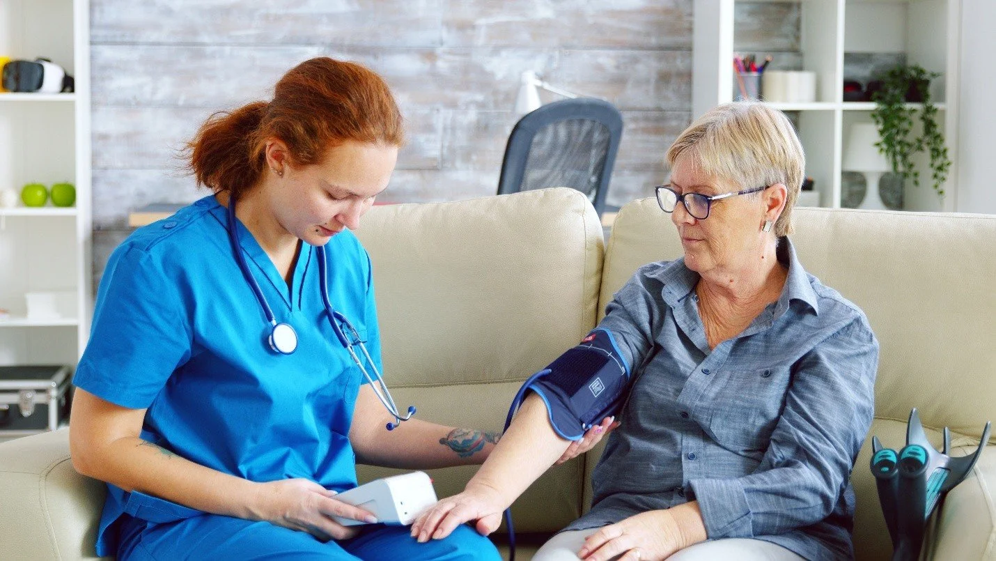 What Makes a Registered Nurse IV Drip Home Visit Different?