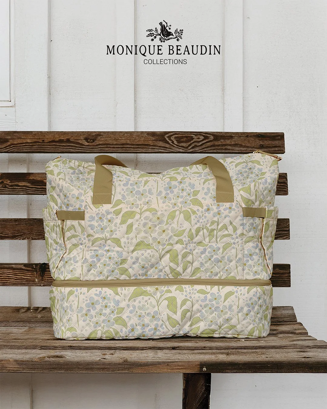 My new hydrangea garden design would make a really cute weekender bag, a fresh cosmetic pouch or a soft nursery bag in Linen Cotton Canvas fabric.

This pattern is available in four colours in my Spoonflower shop. It also comes in three different siz