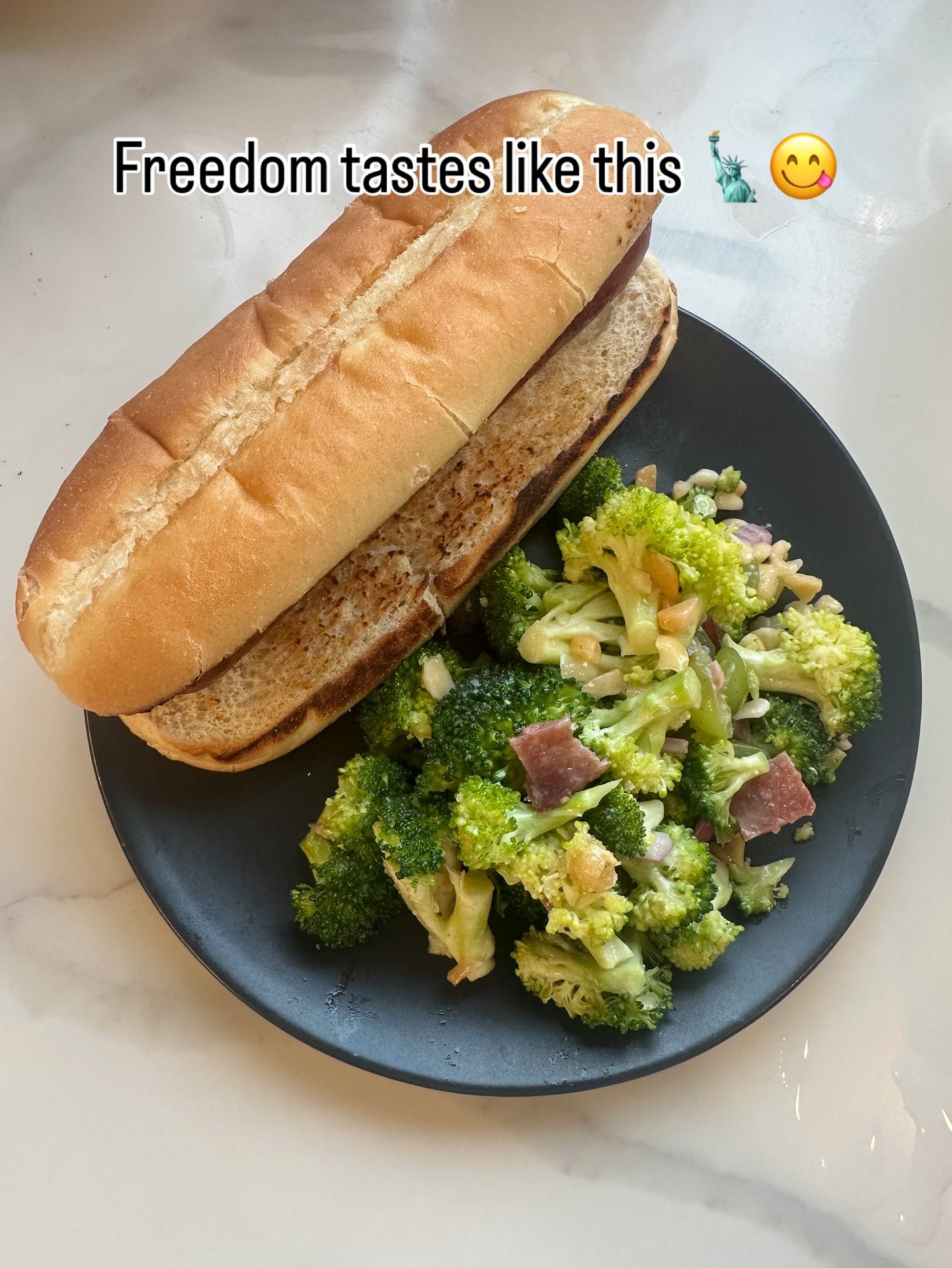 🎆 Ready to kick off your 4th of July menu planning? I&rsquo;ve got easy, delicious ideas coming your way all week&mdash;starting with this crunchy, crave-worthy broccoli salad! 🥦✨
It&rsquo;s super customizable and stays fresh in the fridge for days