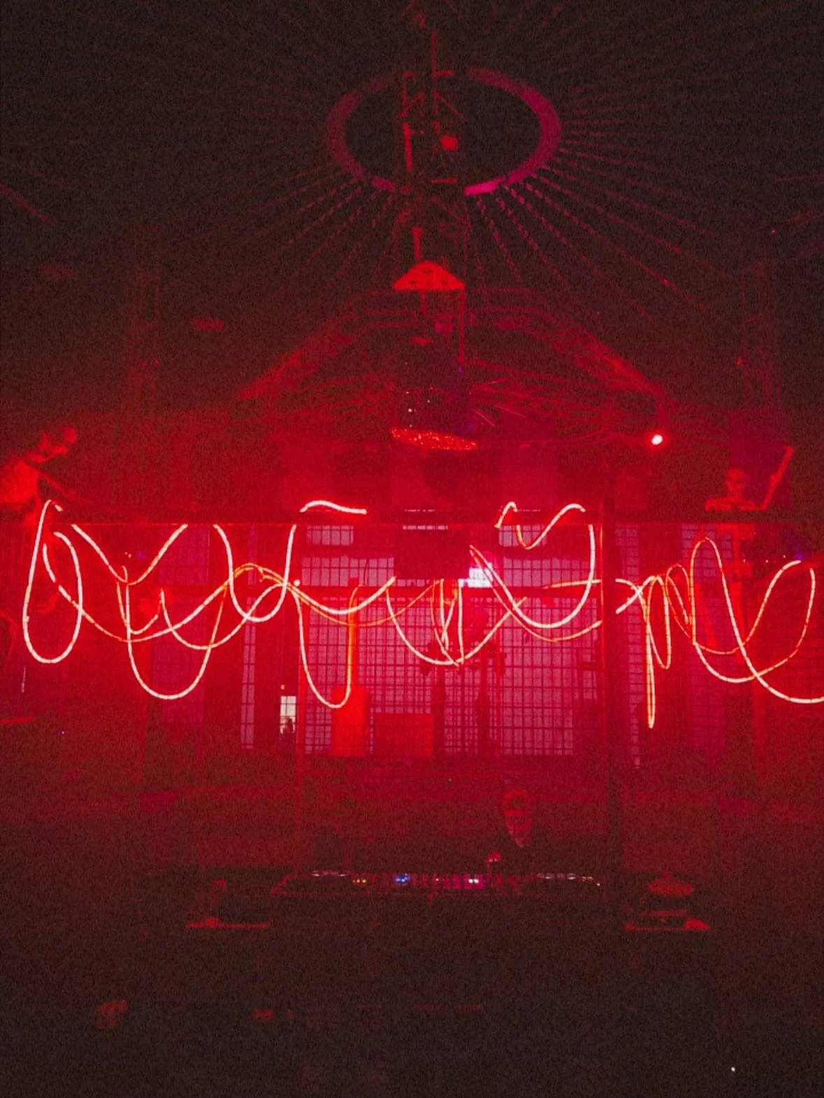 Tonite is the nite, NOCTURNA🩸
&bull;doors open at 9pm
&bull;limited parking
&bull;credit cards for bar &amp; cash tips
&bull;COSTUMES MANDATORY (contest 11pm)
&bull;21+
&bull;food truck
&bull;tattoos (cash/venmo)

🪩DJ set order🪩

&bull;9-10 MURCIE