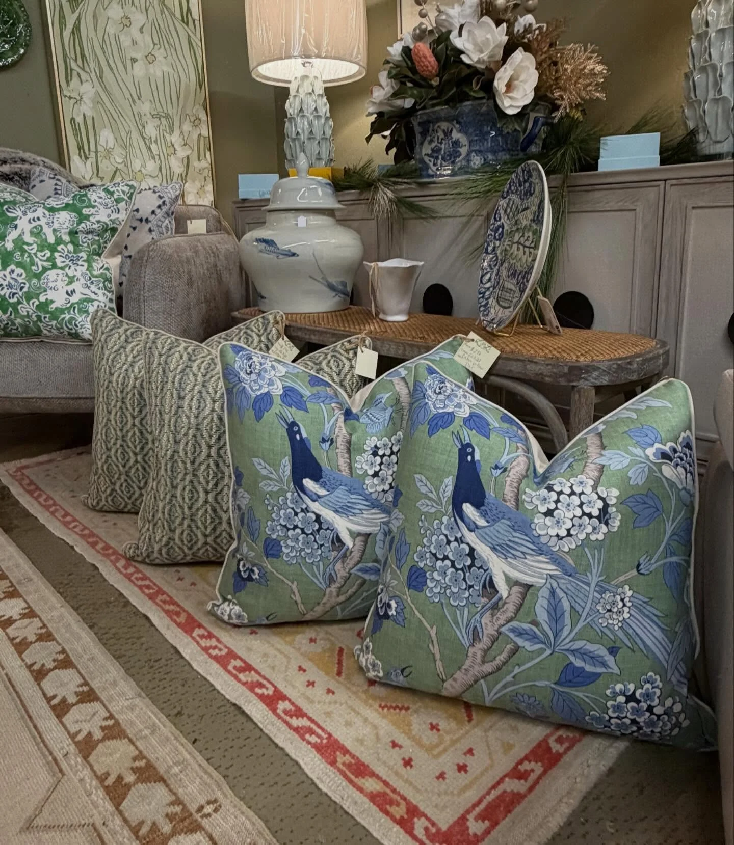 A small change that makes a big difference!!! We have pillows galore! Come in and see our newest collection! Open Monday-Saturday 10-5 and Sunday 1-4🩵