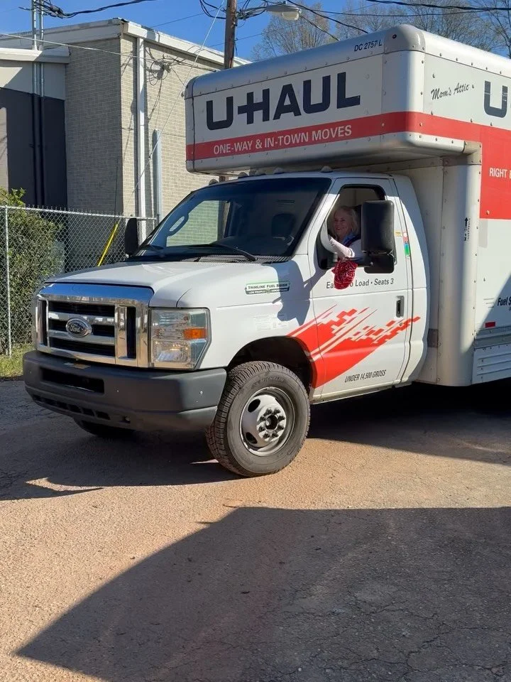 THIRSTY THURSDAY, CHEERS!!! 🍾🥂
We&rsquo;ve got all the things, come by and shop today until 5!! 
#smallbusiness #cheers #homestyle