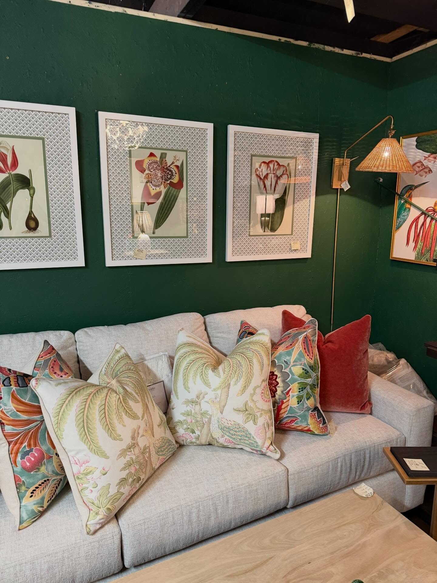 Pillows galore!! So many beautiful new pillows in, come see!! 💗👀 #pillows #new