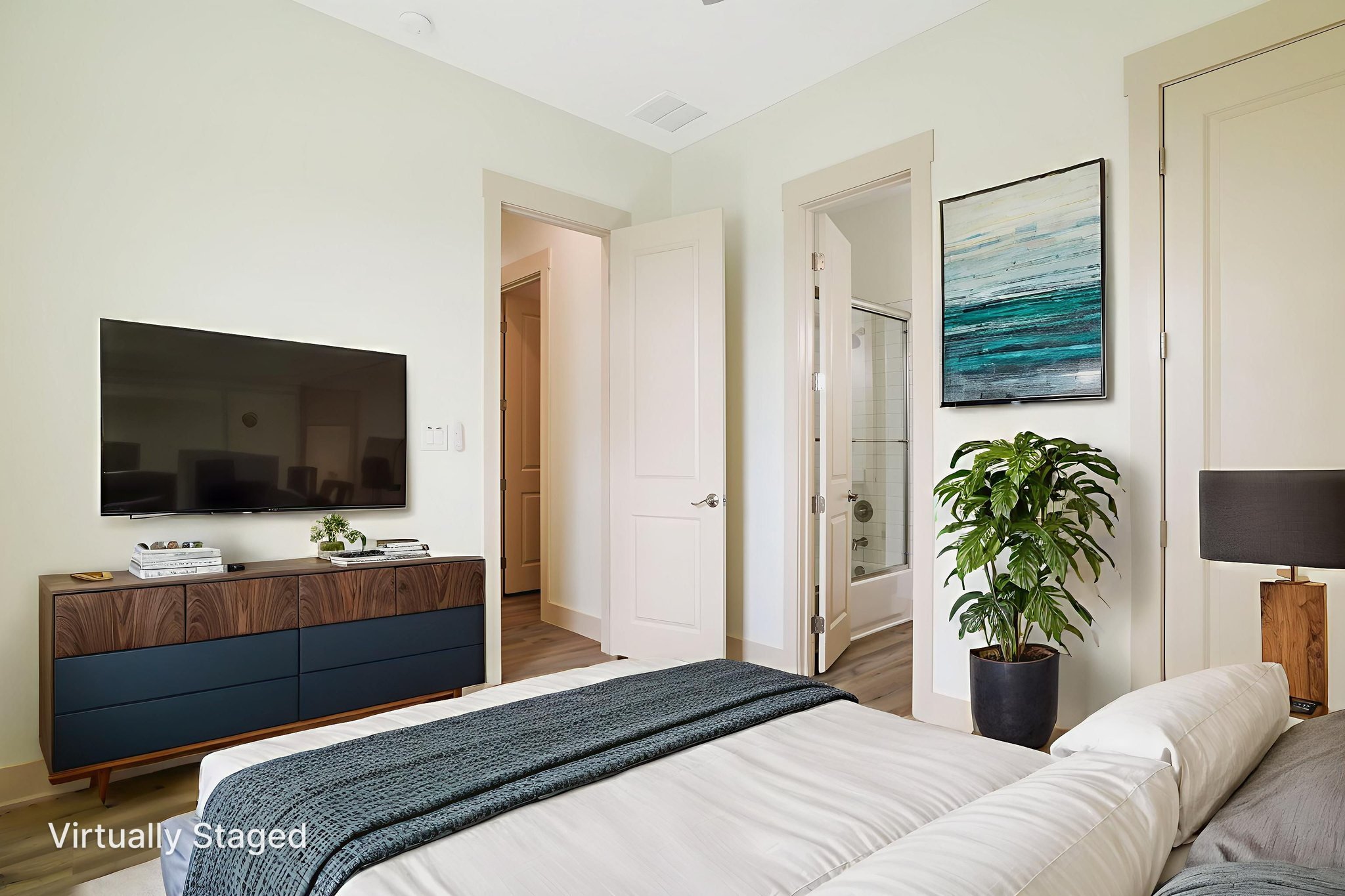 18-web-or-mls-1B1A7411 virtually staged.jpeg