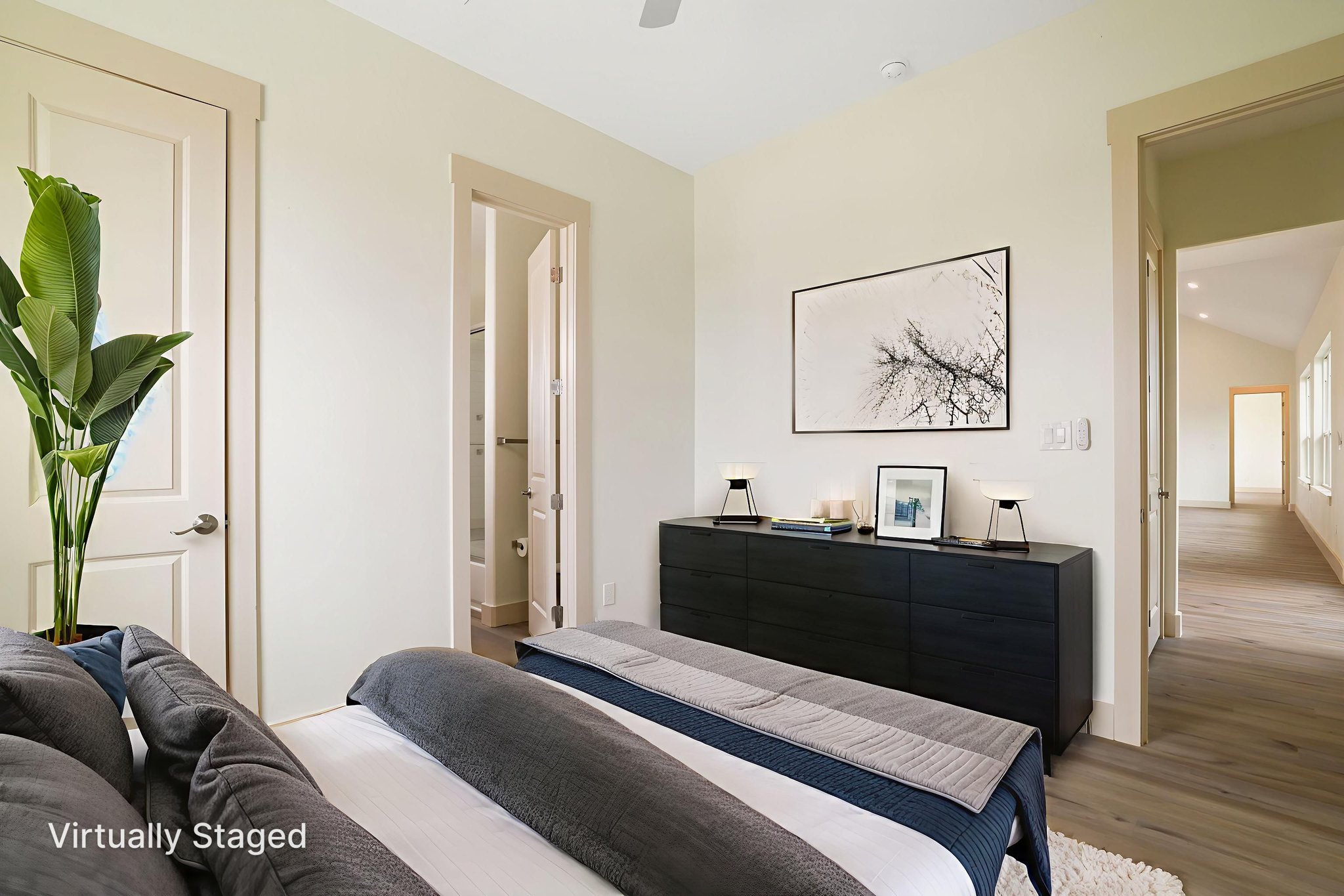 24-web-or-mls-1B1A7423 virtually staged.jpeg