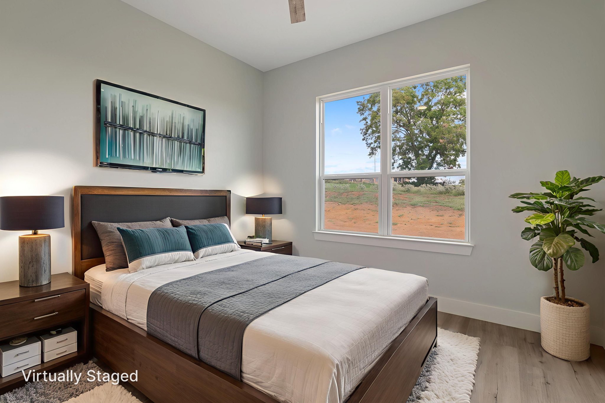 14-web-or-mls-1B1A7287 virtually staged.jpeg