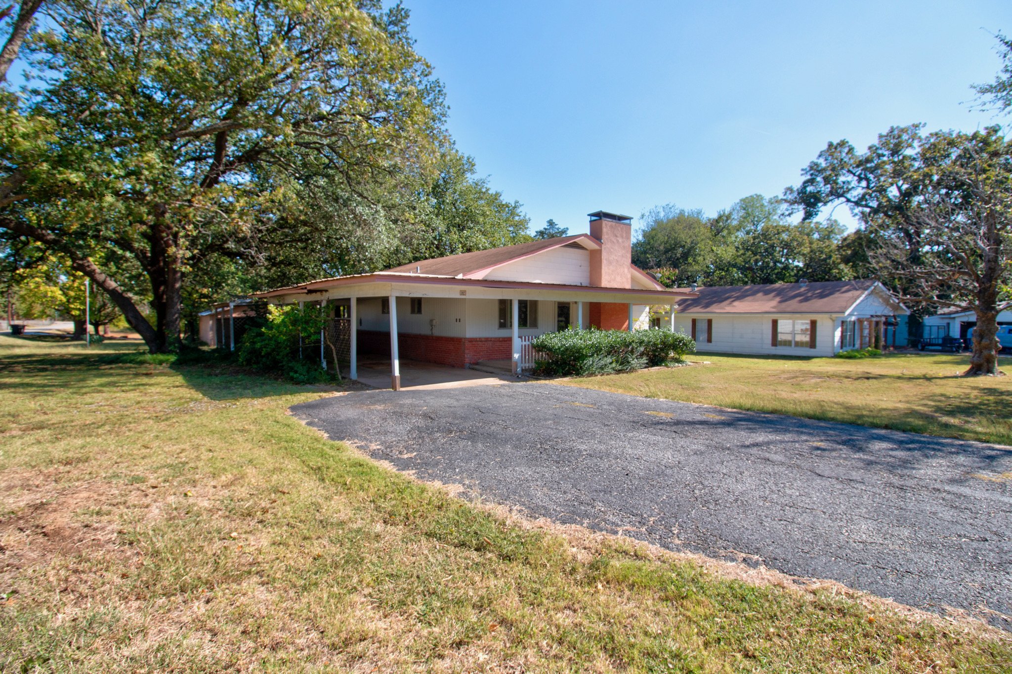 392 Churchill Ln-011.jpeg