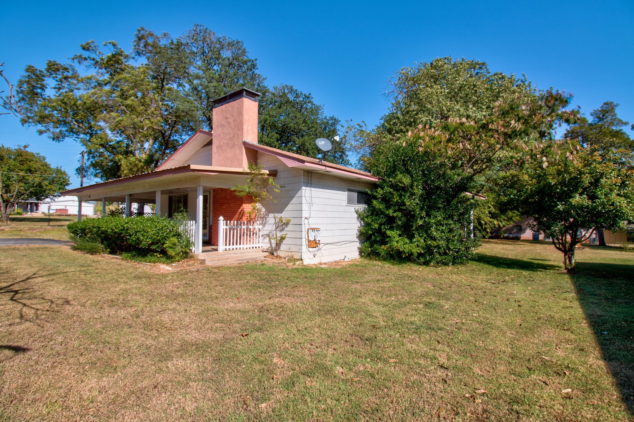 392 Churchill Ln-014.jpeg