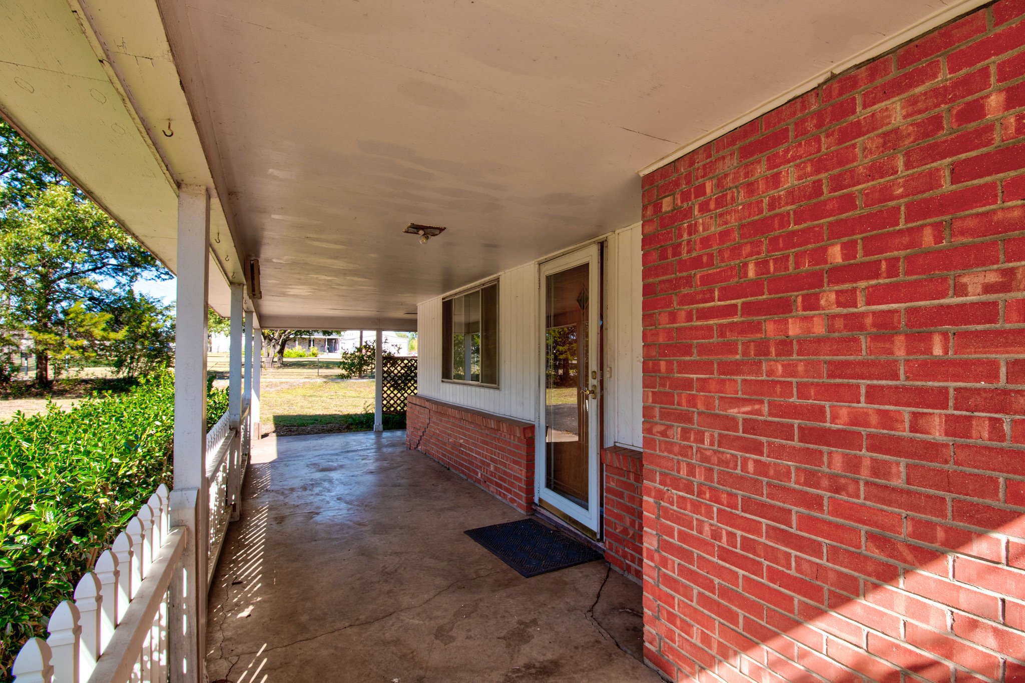 392 Churchill Ln-017.jpeg