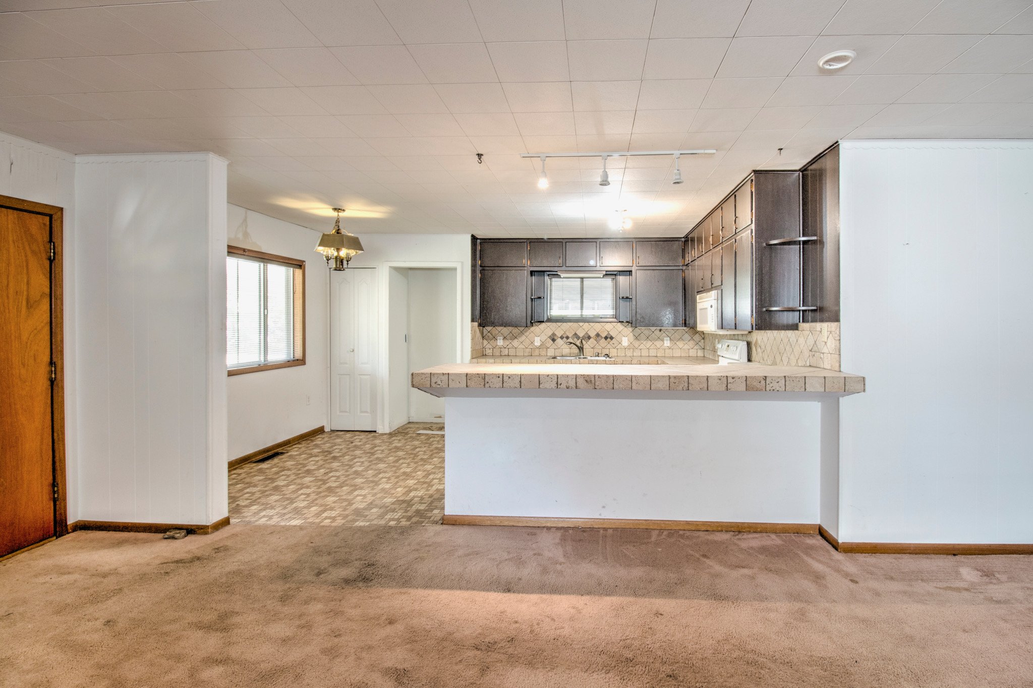 392 Churchill Ln-022.jpeg