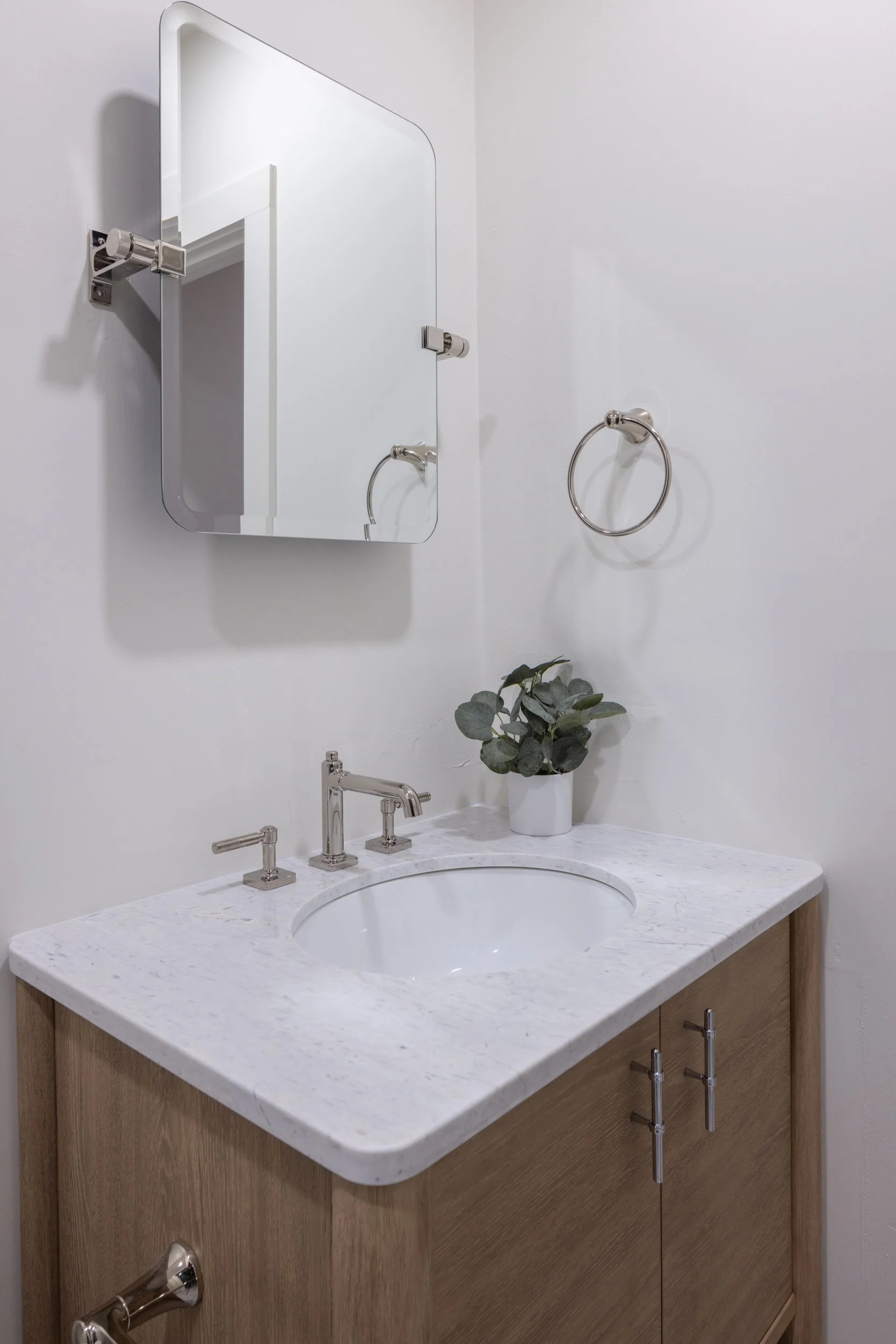 la-jolla-luxury-interior-design-bathroom-wood-vanity-white-marble.jpg.jpg