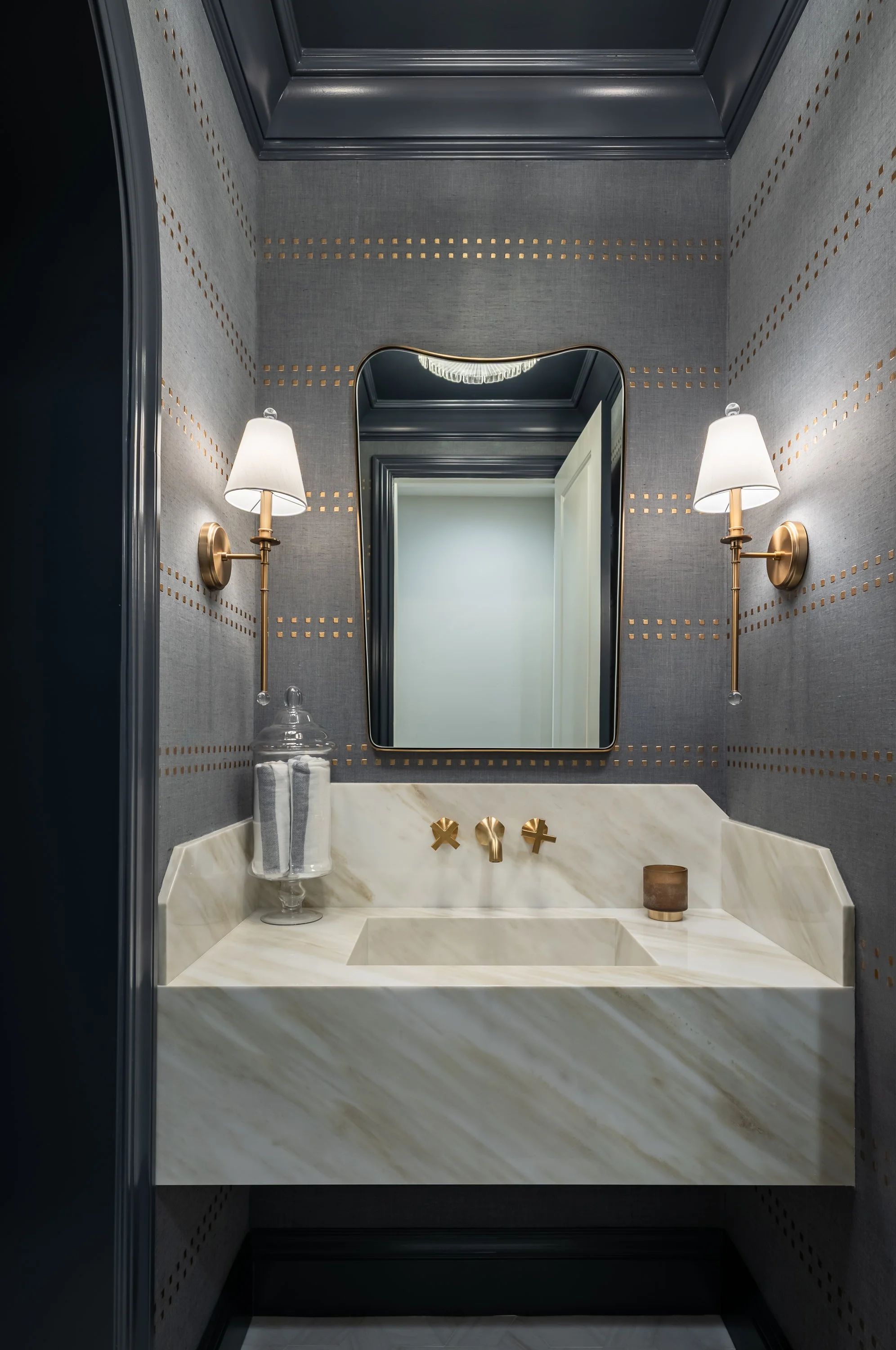 del-sur-san-diego-la-jolla-luxury-powder-bathroom-interior-design-vanity.jpg.jpg