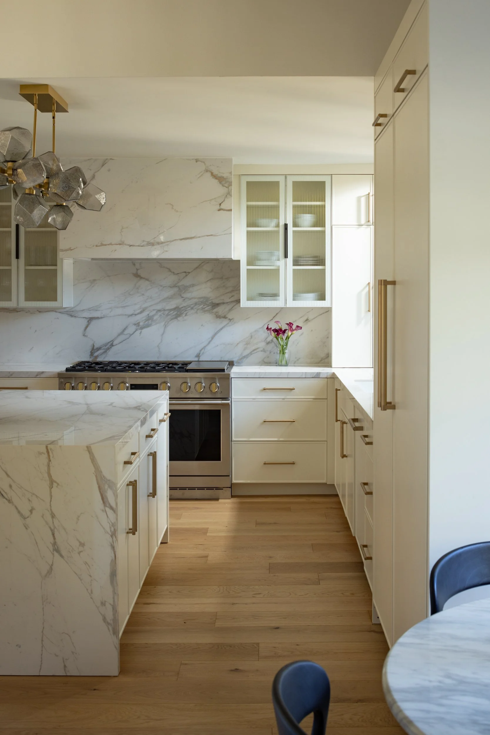 la-jolla-luxury-interior-design-kitchen-island-white-marble-gold-hardware.jpg.jpg