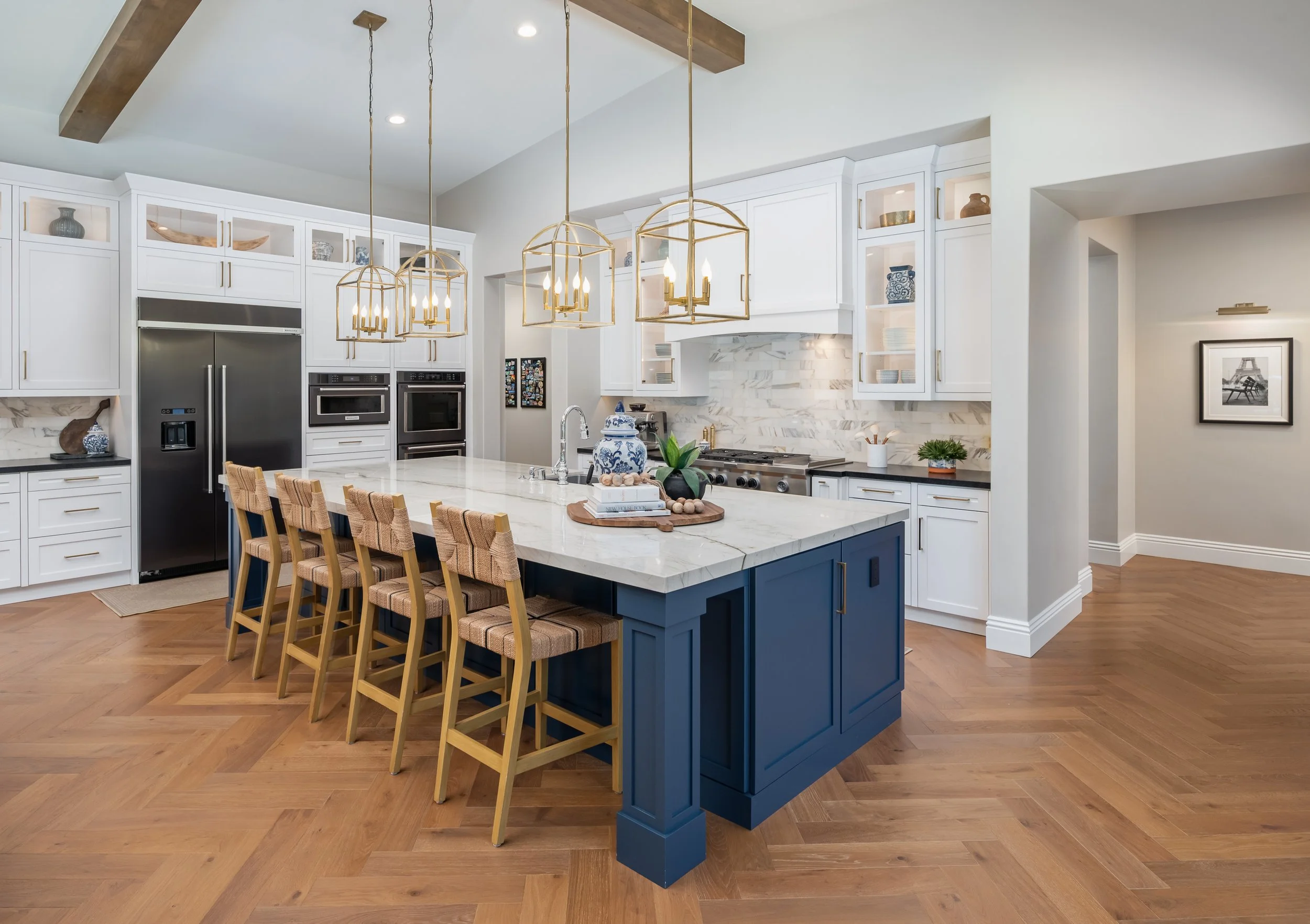 del-sur-san-diego-la-jolla-luxury-kitchen-interior-design.jpg.jpg